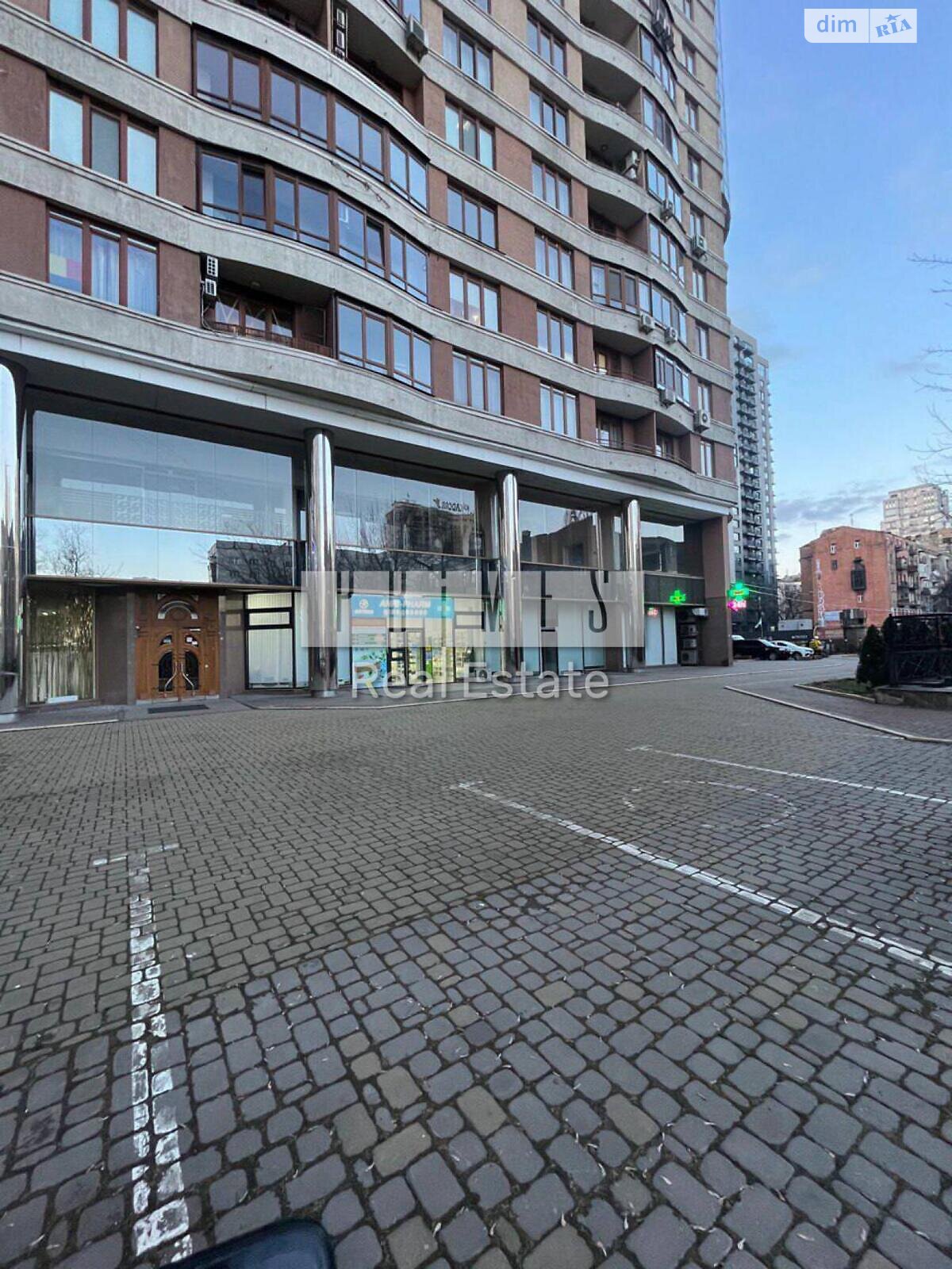 Коммерческое помещение в Киеве, продажа по Жилянская улица 59, район Паньковщина, цена: 235 000 долларов за объект фото 1 Коммерческое помещение в Киеве, продажа по Жилянская улица 59, район Паньковщина, цена: 235 000 долларов за объект фото 1