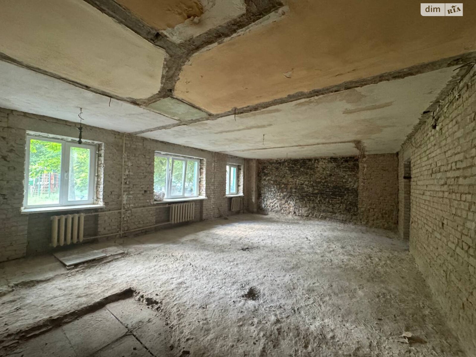 Комерційне приміщення в Києві, продаж по Василя Яна вулиця 2, район Паньківщина, ціна: 155 000 доларів за об’єкт фото 1 Комерційне приміщення в Києві, продаж по Василя Яна вулиця 2, район Паньківщина, ціна: 155 000 доларів за об’єкт фото 1