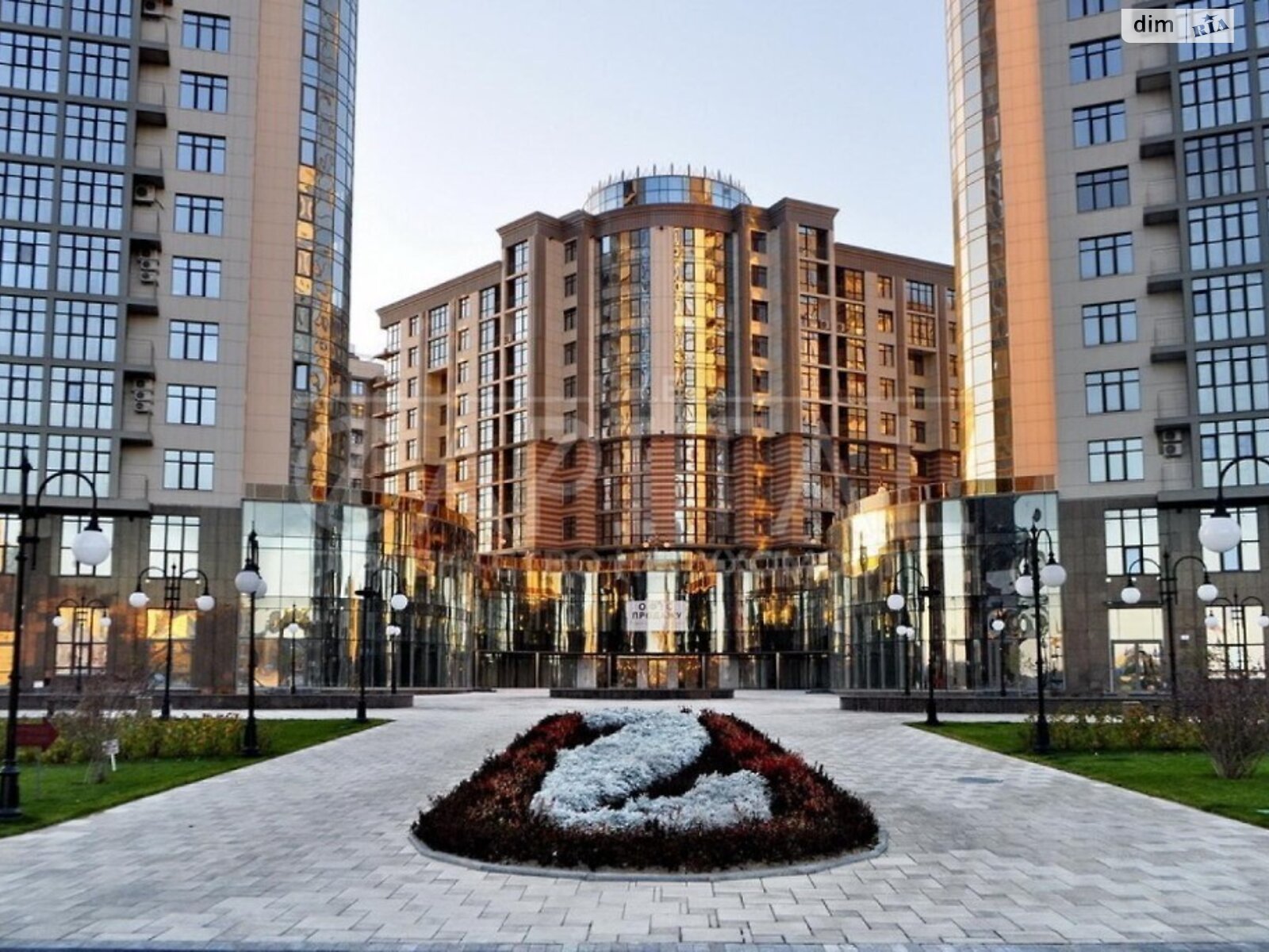 Коммерческое помещение в Киеве, продажа по Андрея Верхогляда (Драгомирова) улица, район Печерский, цена: 500 000 долларов за объект фото 1 Коммерческое помещение в Киеве, продажа по Андрея Верхогляда (Драгомирова) улица, район Печерский, цена: 500 000 долларов за объект фото 1