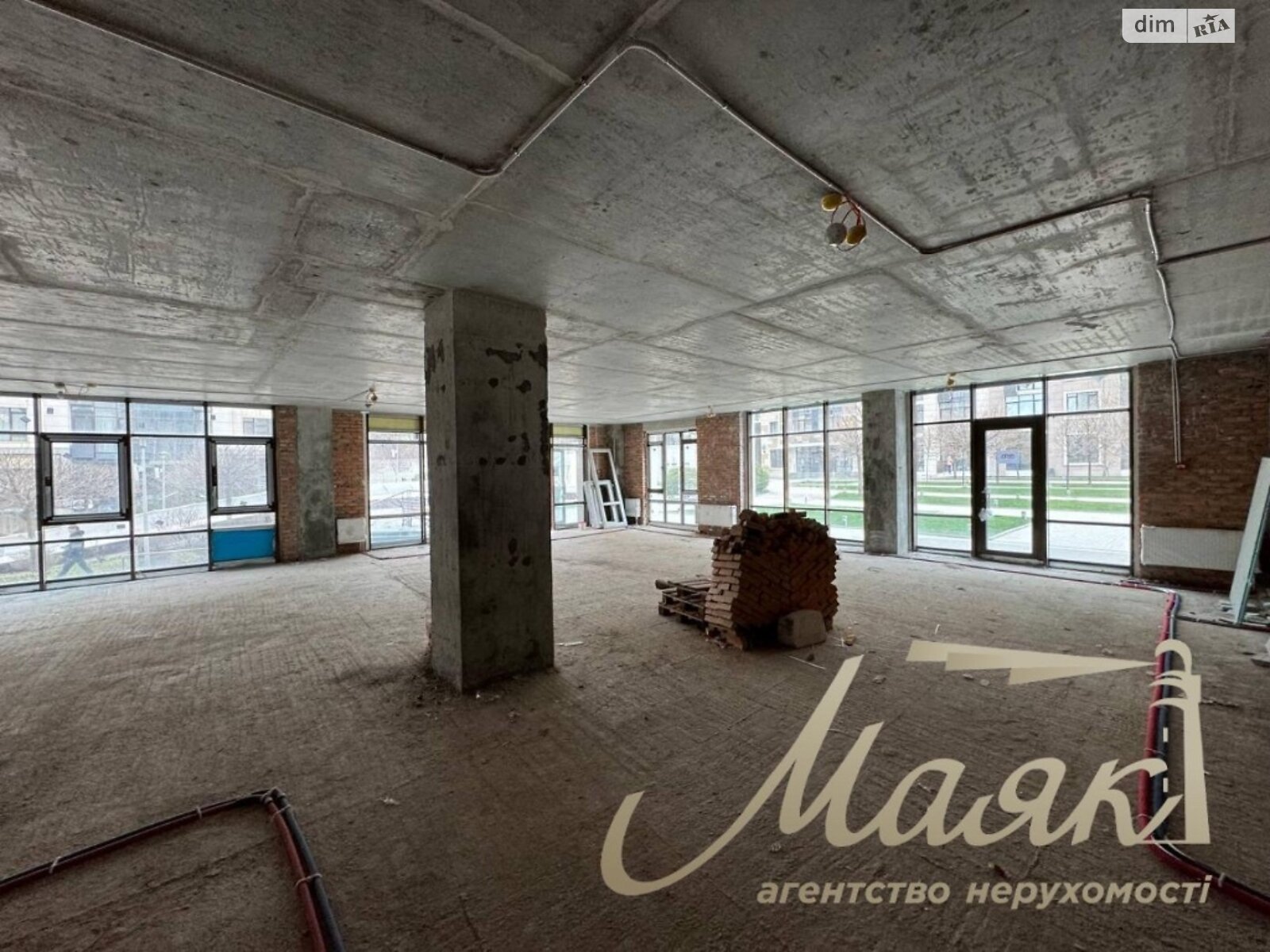 Коммерческое помещение в Киеве, продажа по Саперное Поле улица, район Печерский, цена: 496 000 долларов за объект фото 1 Коммерческое помещение в Киеве, продажа по Саперное Поле улица, район Печерский, цена: 496 000 долларов за объект фото 1