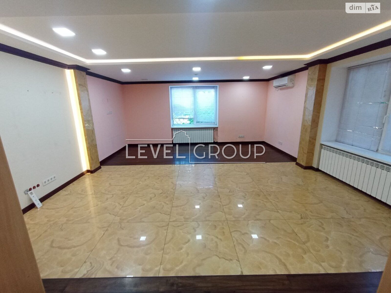 Коммерческое помещение в Киеве, продажа по Уманская улица 35, район Первомайский Массив, цена: 284 000 долларов за объект фото 1