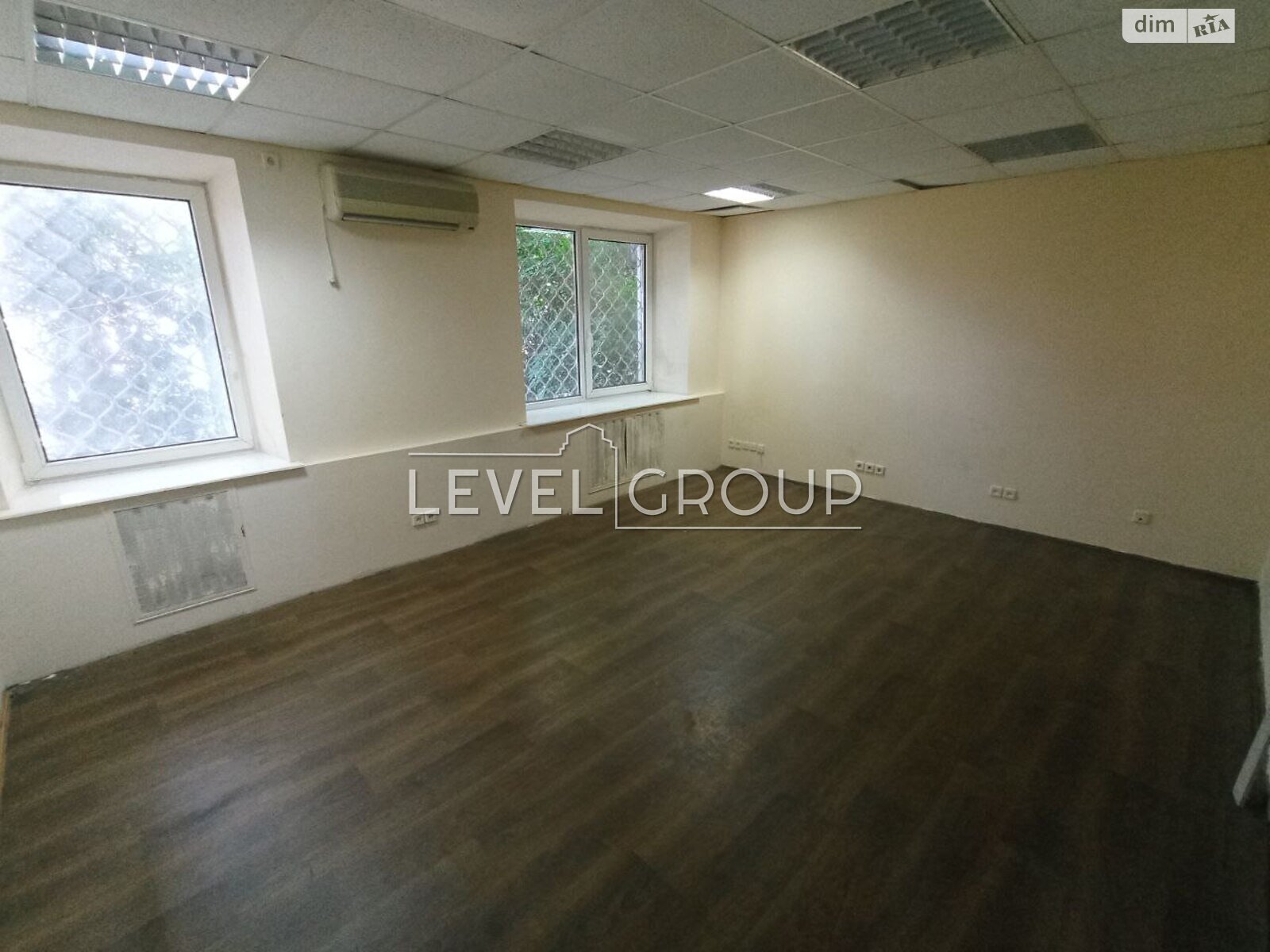 Коммерческое помещение в Киеве, продажа по Уманская улица 35, район Первомайский Массив, цена: 284 000 долларов за объект фото 1