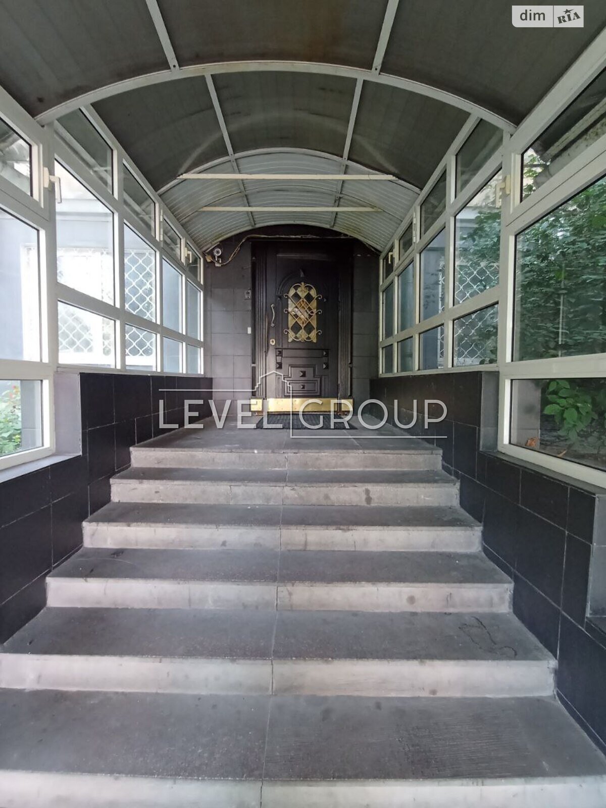 Коммерческое помещение в Киеве, продажа по Уманская улица 35, район Первомайский Массив, цена: 284 000 долларов за объект фото 1