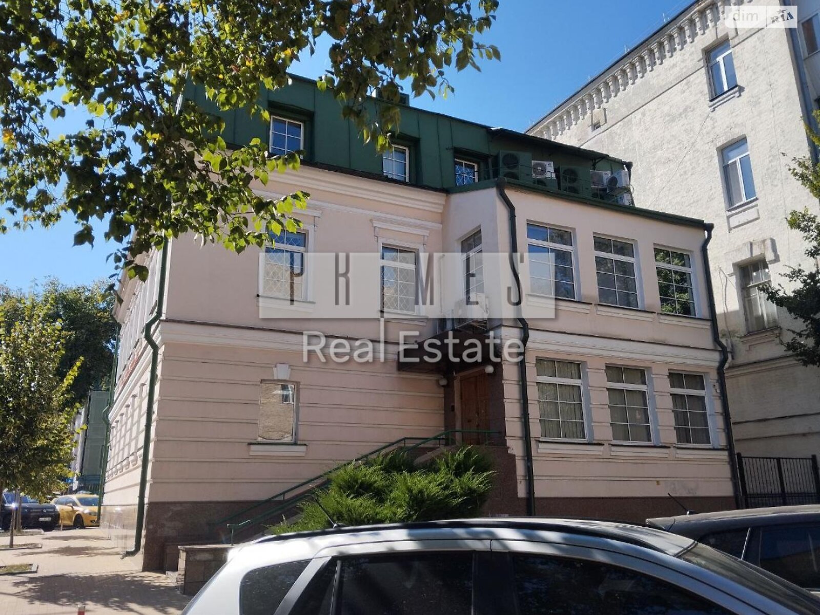 Коммерческое помещение в Киеве, продажа по Андреевская улица 7, район Подол, цена: 1 800 000 долларов за объект фото 1 Коммерческое помещение в Киеве, продажа по Андреевская улица 7, район Подол, цена: 1 800 000 долларов за объект фото 1