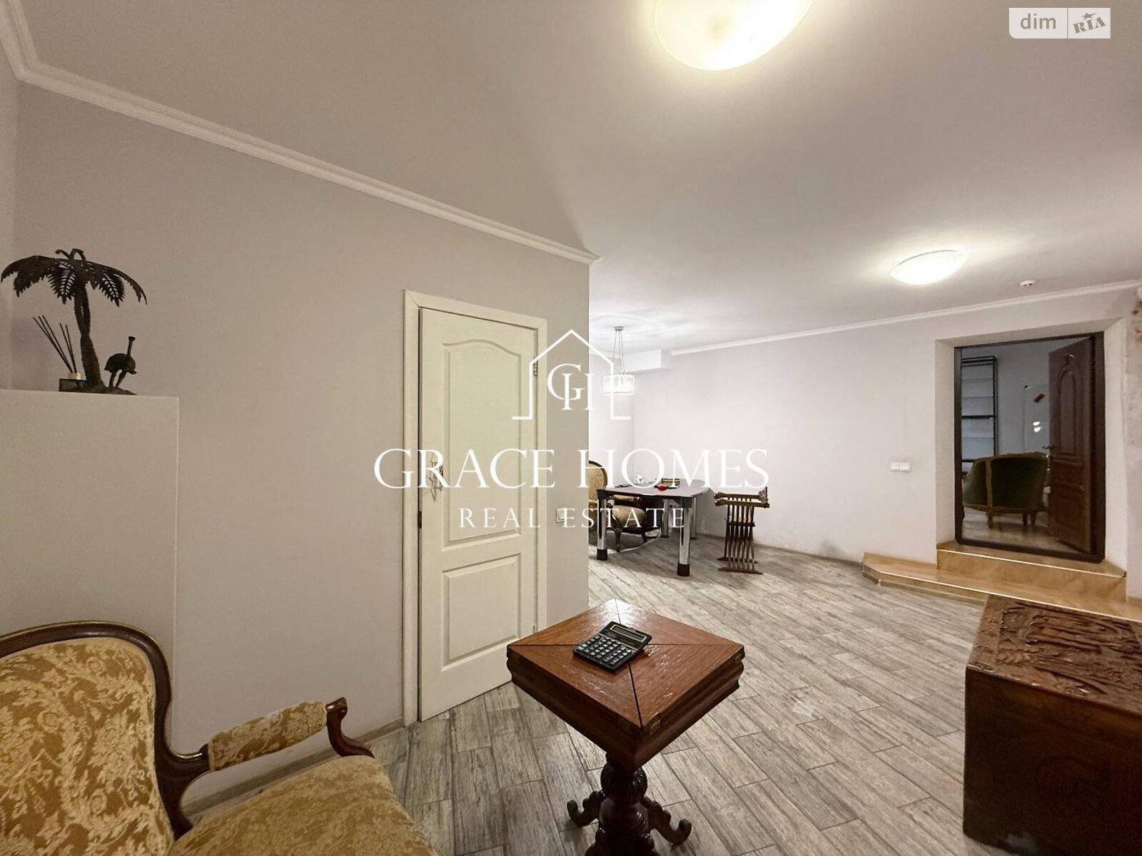 Коммерческое помещение в Киеве, продажа по Константиновская улица 63/12, район Подол, цена: 130 000 долларов за объект фото 1