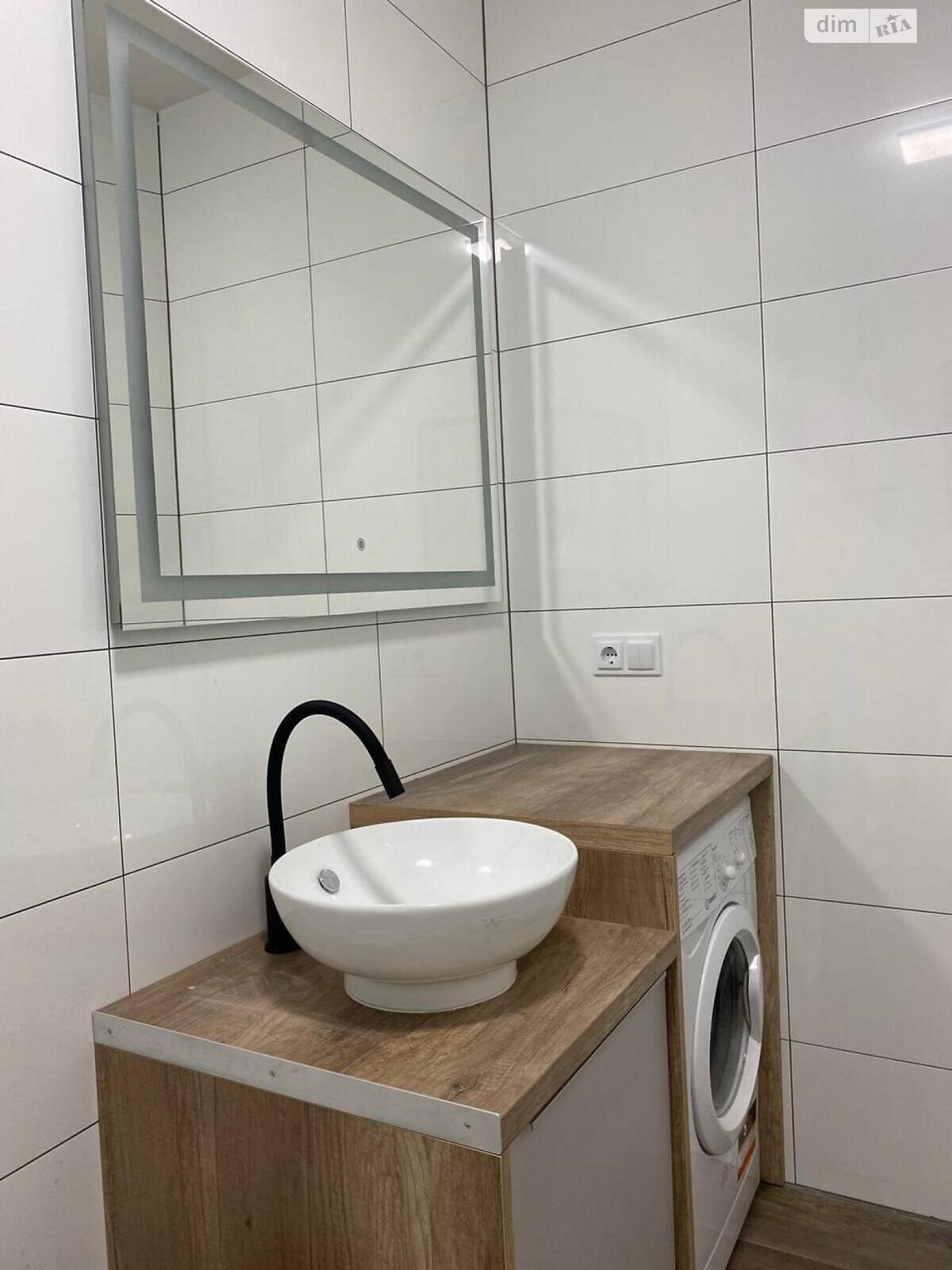 Коммерческое помещение в Киеве, продажа по вулиця Газопровідна 2 237, район Подольский, цена: 1 100 000 долларов за объект фото 1