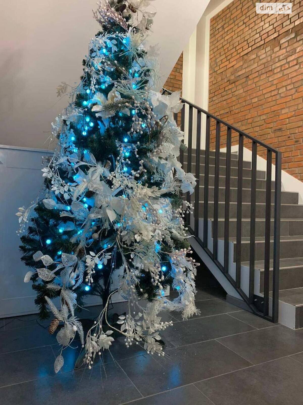 Коммерческое помещение в Киеве, продажа по вулиця Газопровідна 2 237, район Подольский, цена: 1 100 000 долларов за объект фото 1