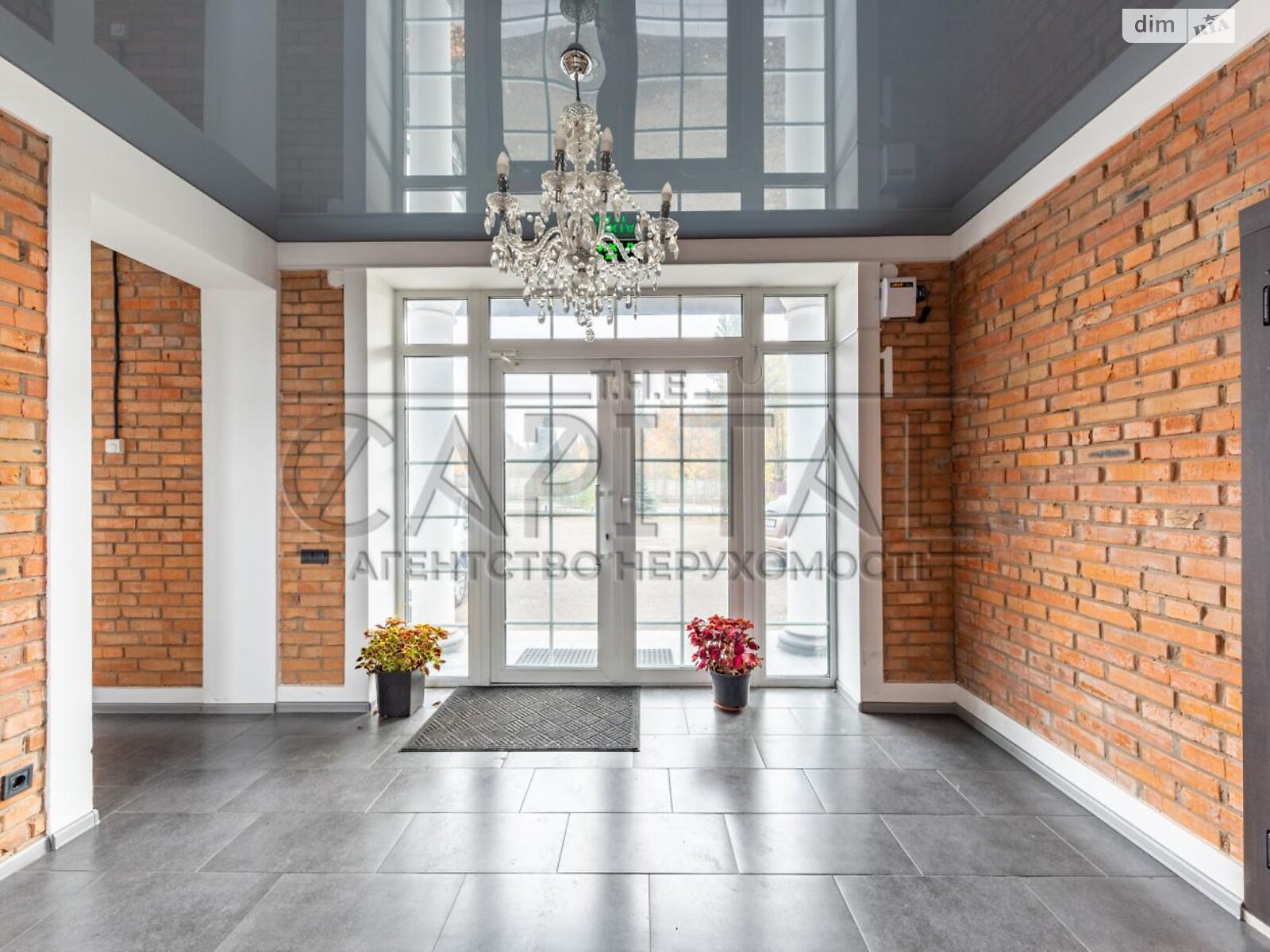 Коммерческое помещение в Киеве, продажа по вулиця Газопровідна 2 237, район Подольский, цена: 1 100 000 долларов за объект фото 1