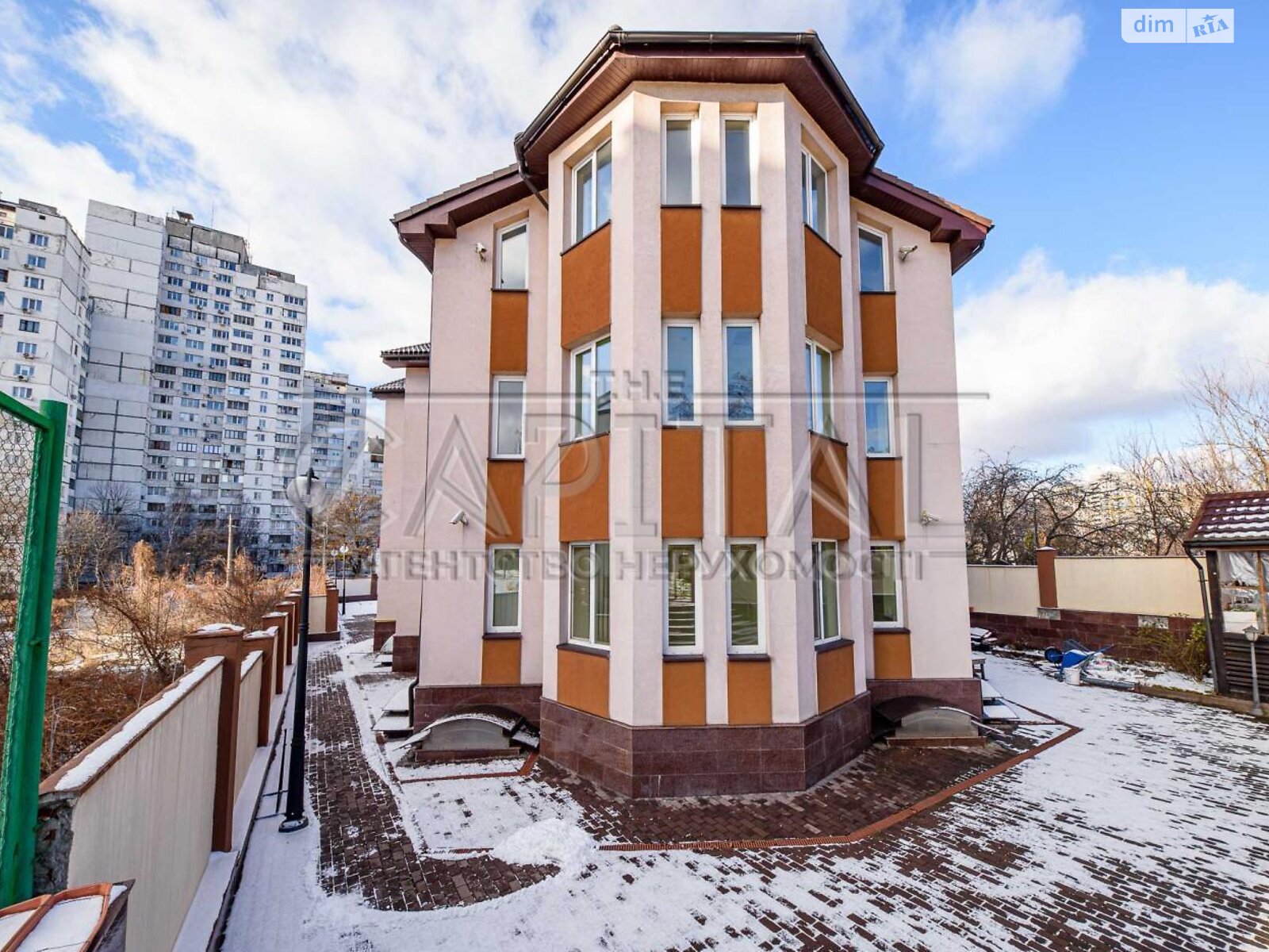 Комерційне приміщення в Києві, Польова вулиця 61А, ціна продажу: 1 688 625 доларів за об’єкт фото 1 Комерційне приміщення в Києві, Польова вулиця 61А, ціна продажу: 1 688 625 доларів за об’єкт фото 1