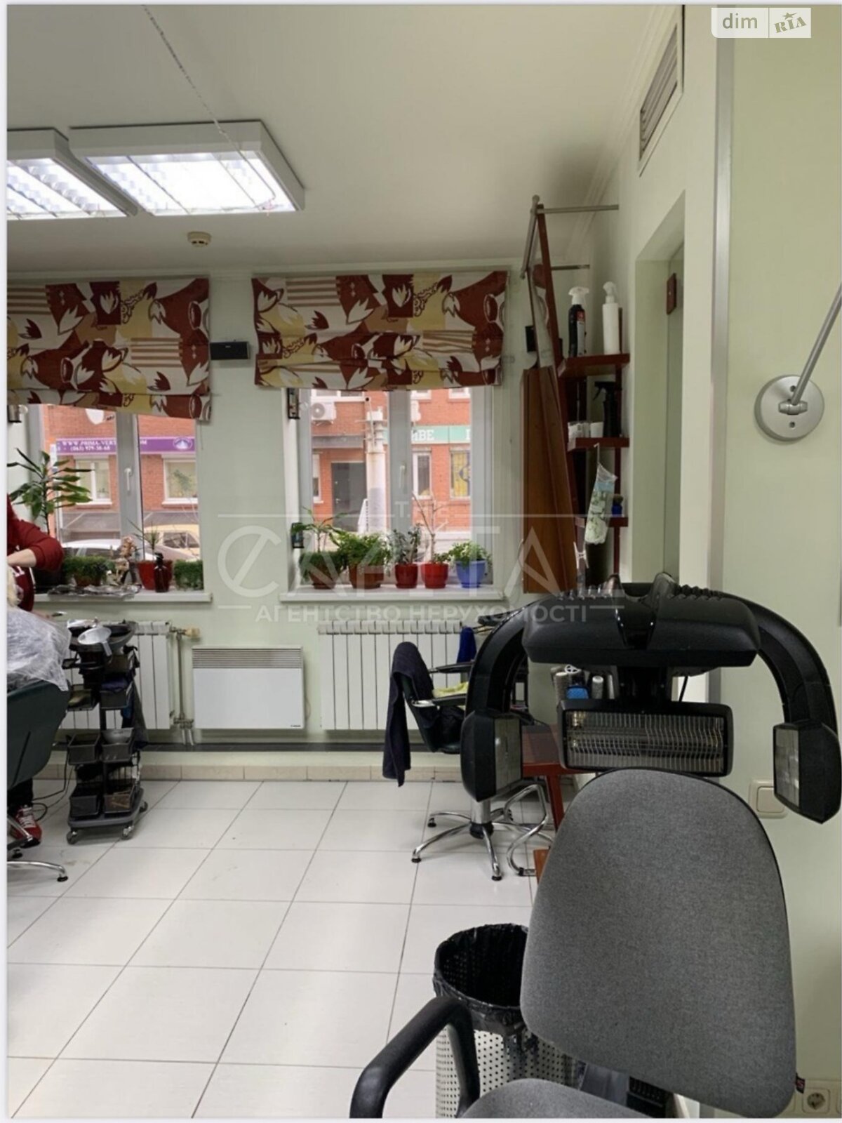 Комерційне приміщення в Києві, продаж по Ахматової Анни вулиця 13, район Позняки, ціна: 200 000 доларів за об’єкт фото 1