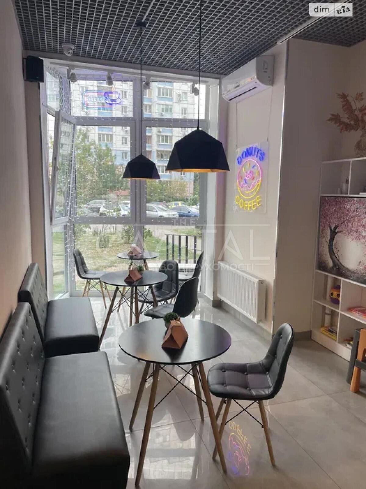 Коммерческое помещение в Киеве, продажа по Драгоманова улица 2, район Позняки, цена: 19 000 долларов за объект фото 1