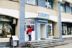 Комерційне приміщення в Києві, продаж по Ревуцького вулиця 16А, район Позняки, ціна: 350 000 доларів за об’єкт фото 2