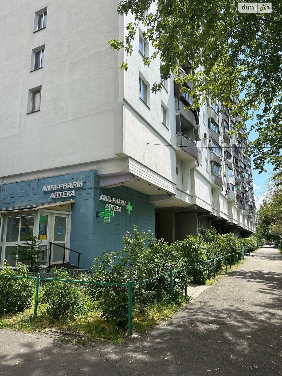 Коммерческое помещение в Киеве, продажа по Игоря Шамо (Алексея Давыдова) бульвар 10, район Русановка, цена: 119 999 долларов за объект фото 1 Коммерческое помещение в Киеве, продажа по Игоря Шамо (Алексея Давыдова) бульвар 10, район Русановка, цена: 119 999 долларов за объект фото 1