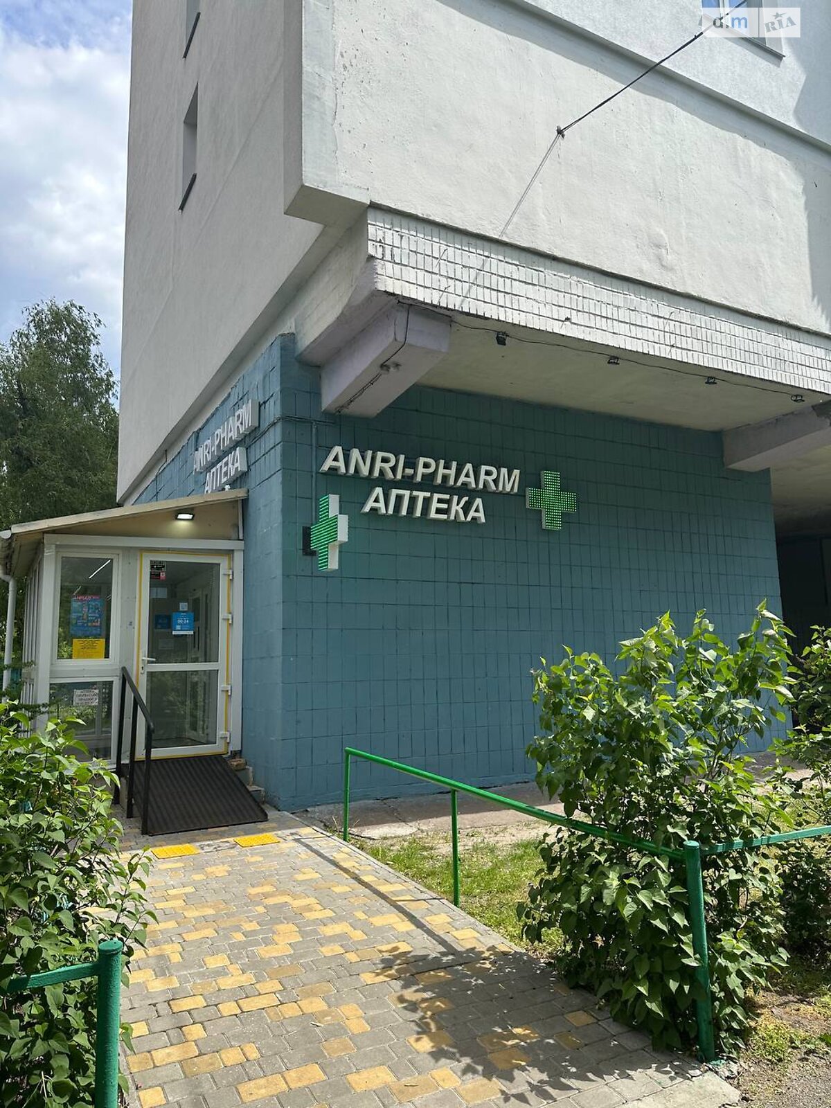 Коммерческое помещение в Киеве, продажа по Игоря Шамо (Алексея Давыдова) бульвар 10, район Русановка, цена: 119 999 долларов за объект фото 1 Коммерческое помещение в Киеве, продажа по Игоря Шамо (Алексея Давыдова) бульвар 10, район Русановка, цена: 119 999 долларов за объект фото 1