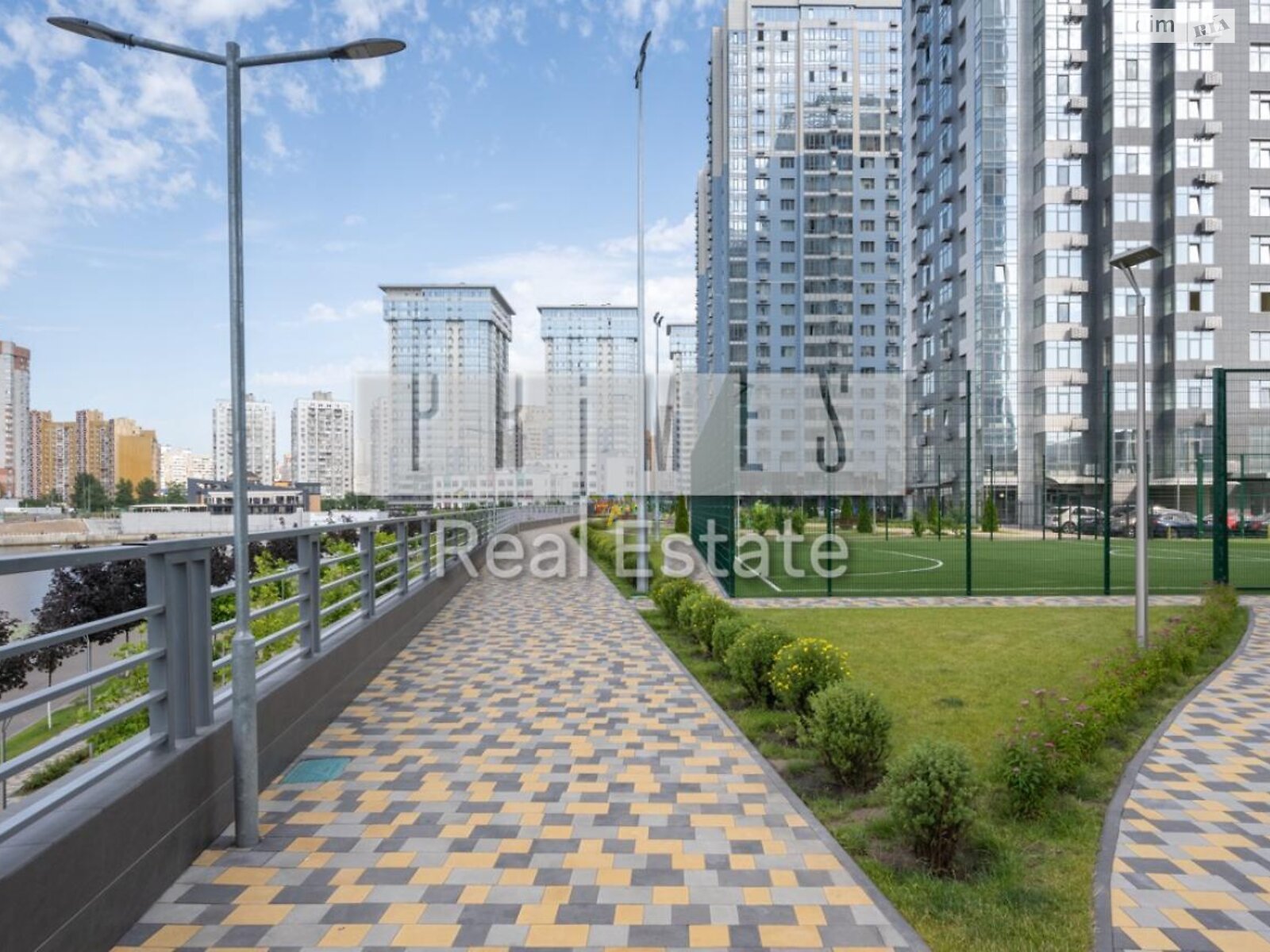 Коммерческое помещение в Киеве, продажа по Коновальца Евгения улица 44А, район Саперное Поле, цена: 220 000 долларов за объект фото 1