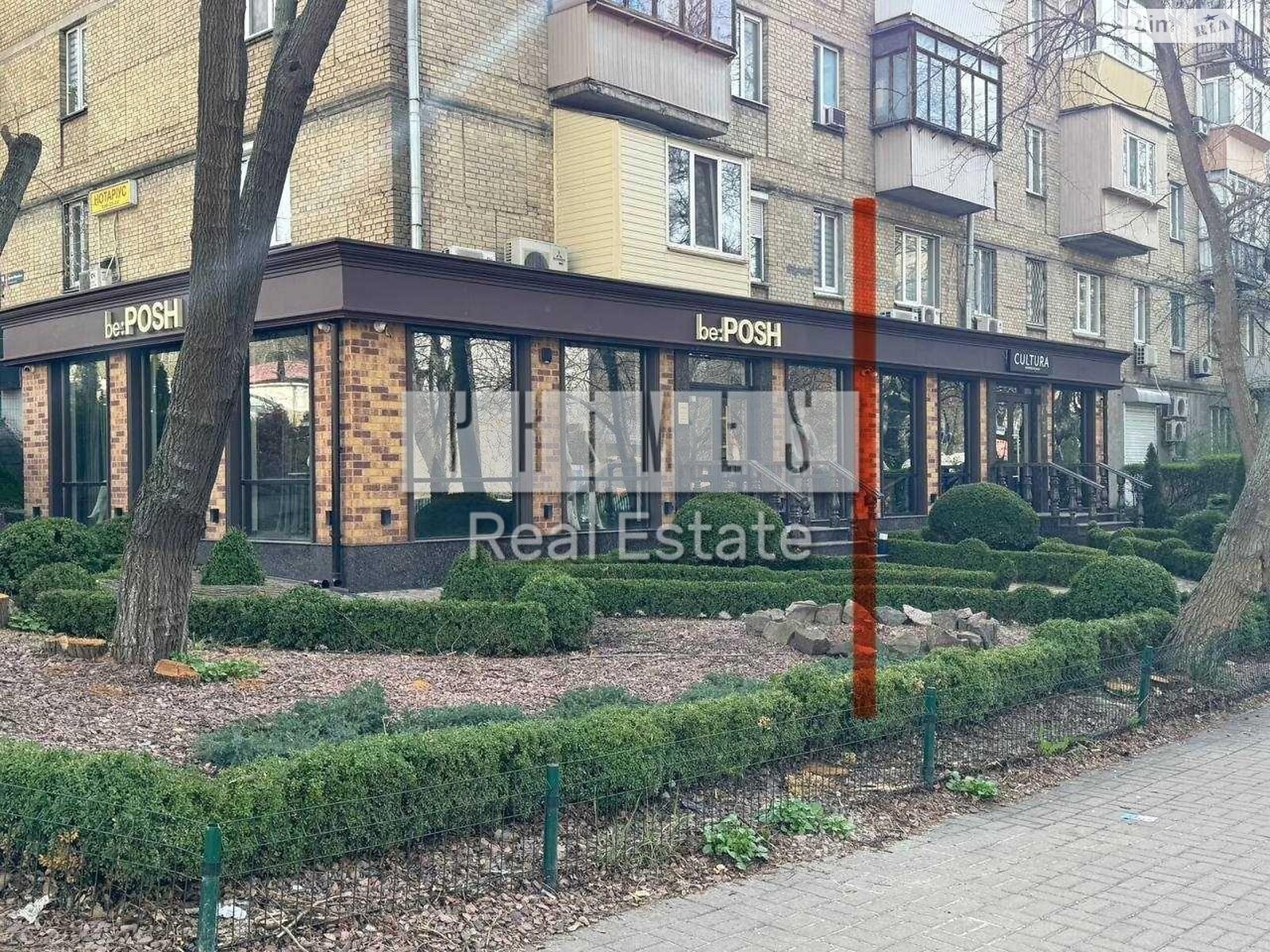 Коммерческое помещение в Киеве, продажа по Маккейна Джона улица, район Саперное Поле, цена: 470 000 долларов за объект фото 1 Коммерческое помещение в Киеве, продажа по Маккейна Джона улица, район Саперное Поле, цена: 470 000 долларов за объект фото 1