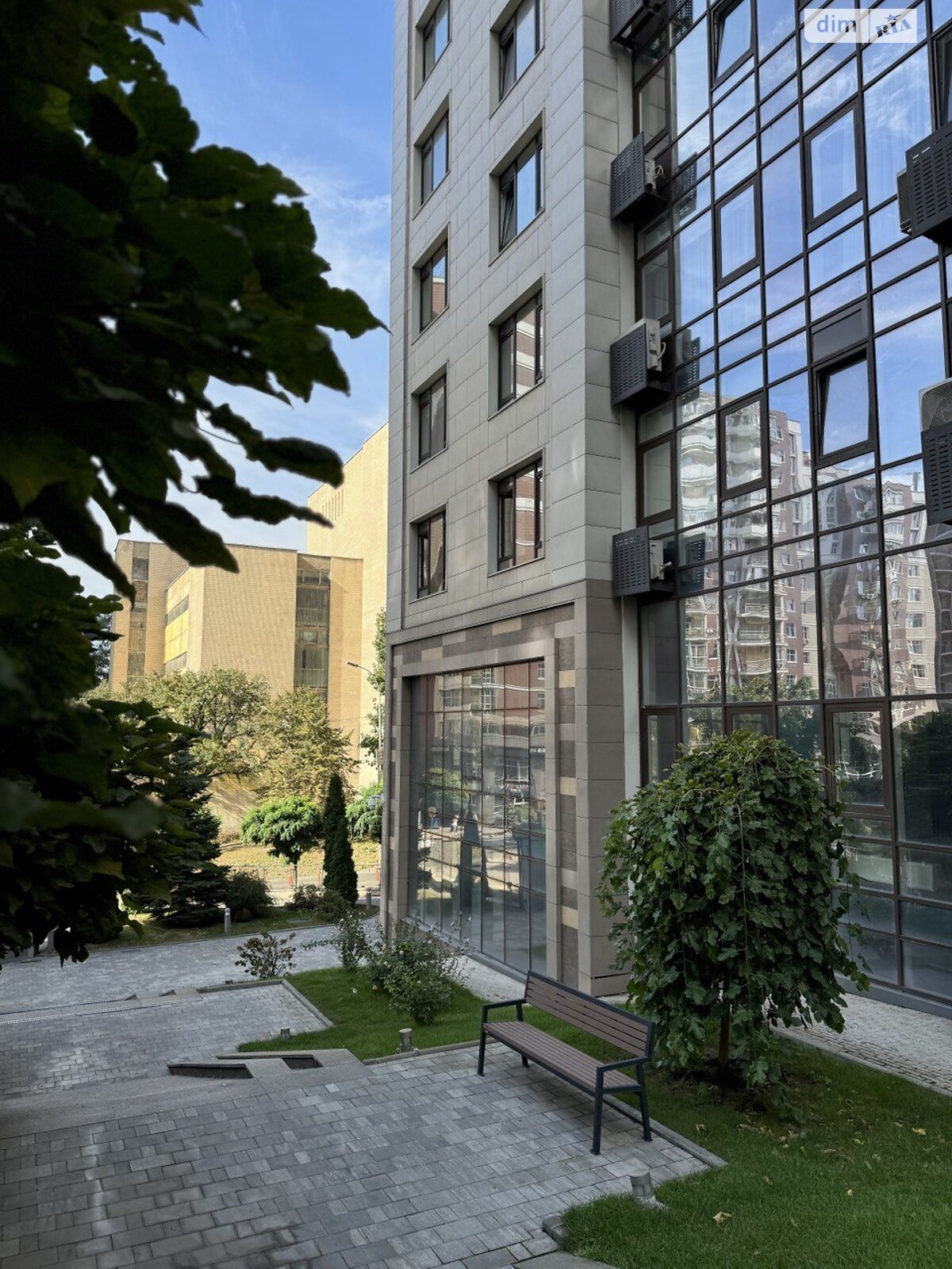 Комерційне приміщення в Києві, продаж по Саперне Поле вулиця 3, район Саперне Поле, ціна: 1 308 000 доларів за об’єкт фото 1 Комерційне приміщення в Києві, продаж по Саперне Поле вулиця 3, район Саперне Поле, ціна: 1 308 000 доларів за об’єкт фото 1