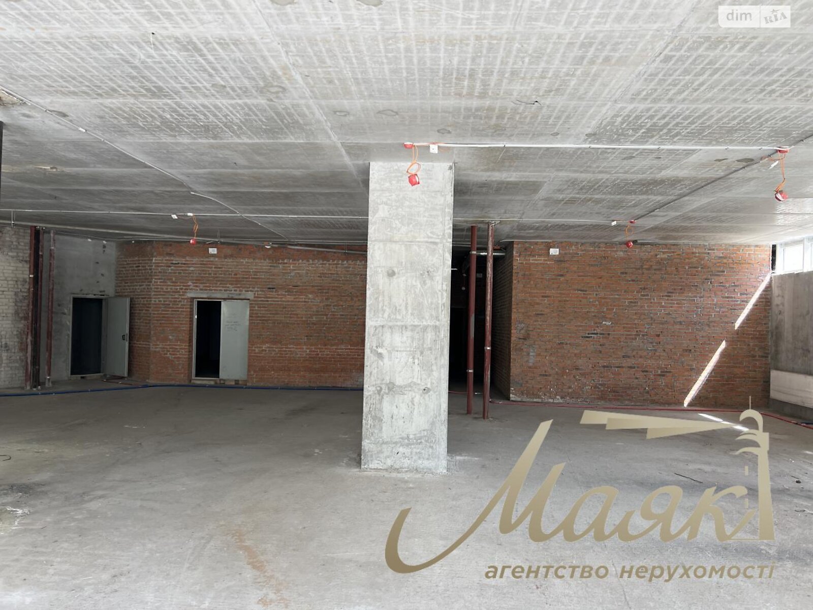 Коммерческое помещение в Киеве, продажа по Саперное Поле улица 3, район Саперное Поле, цена: 1 632 000 долларов за объект фото 1 Коммерческое помещение в Киеве, продажа по Саперное Поле улица 3, район Саперное Поле, цена: 1 632 000 долларов за объект фото 1
