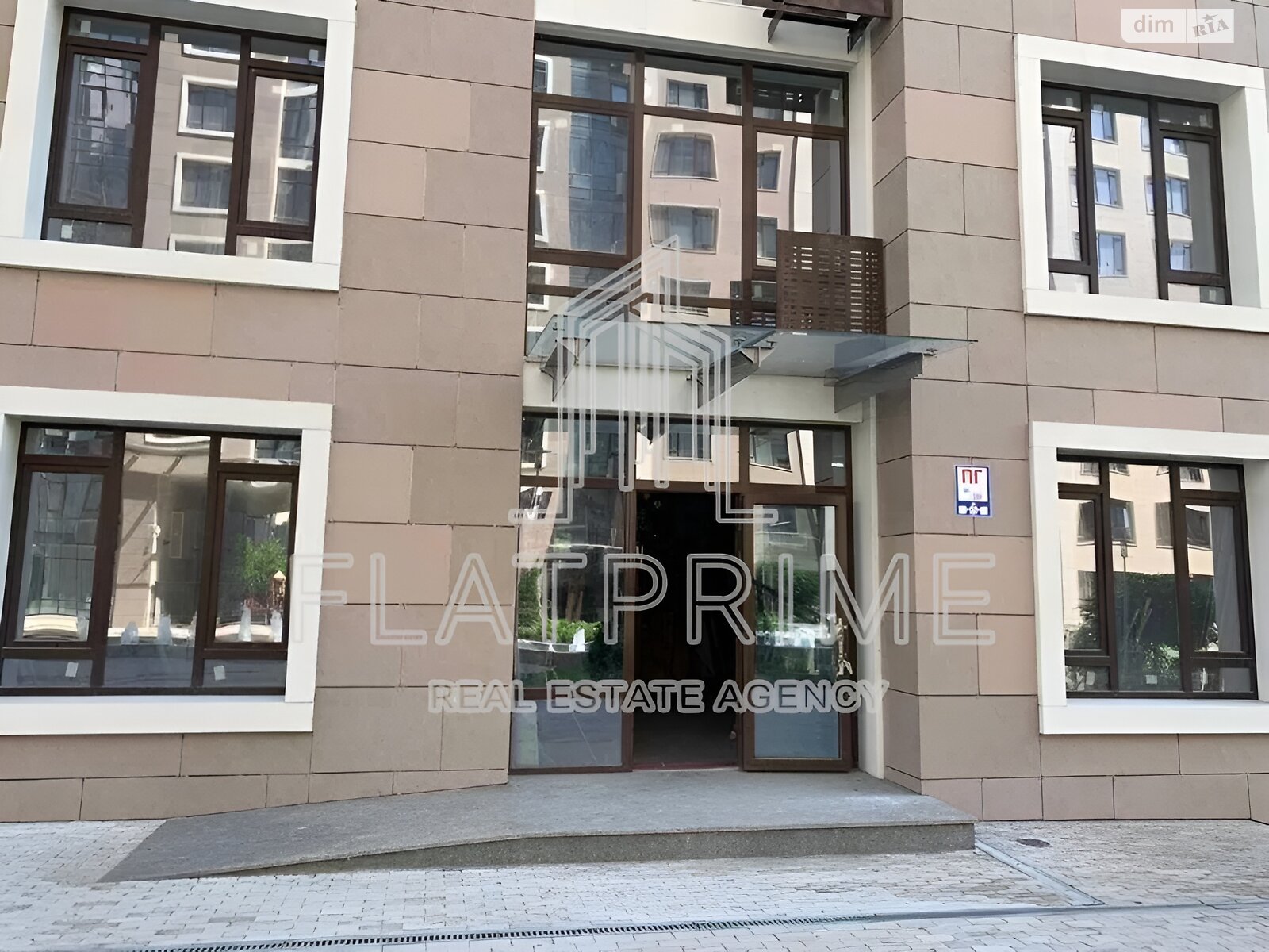 Коммерческое помещение в Киеве, продажа по Саперное Поле улица 5, район Саперное Поле, цена: 1 500 000 долларов за объект фото 1 Коммерческое помещение в Киеве, продажа по Саперное Поле улица 5, район Саперное Поле, цена: 1 500 000 долларов за объект фото 1