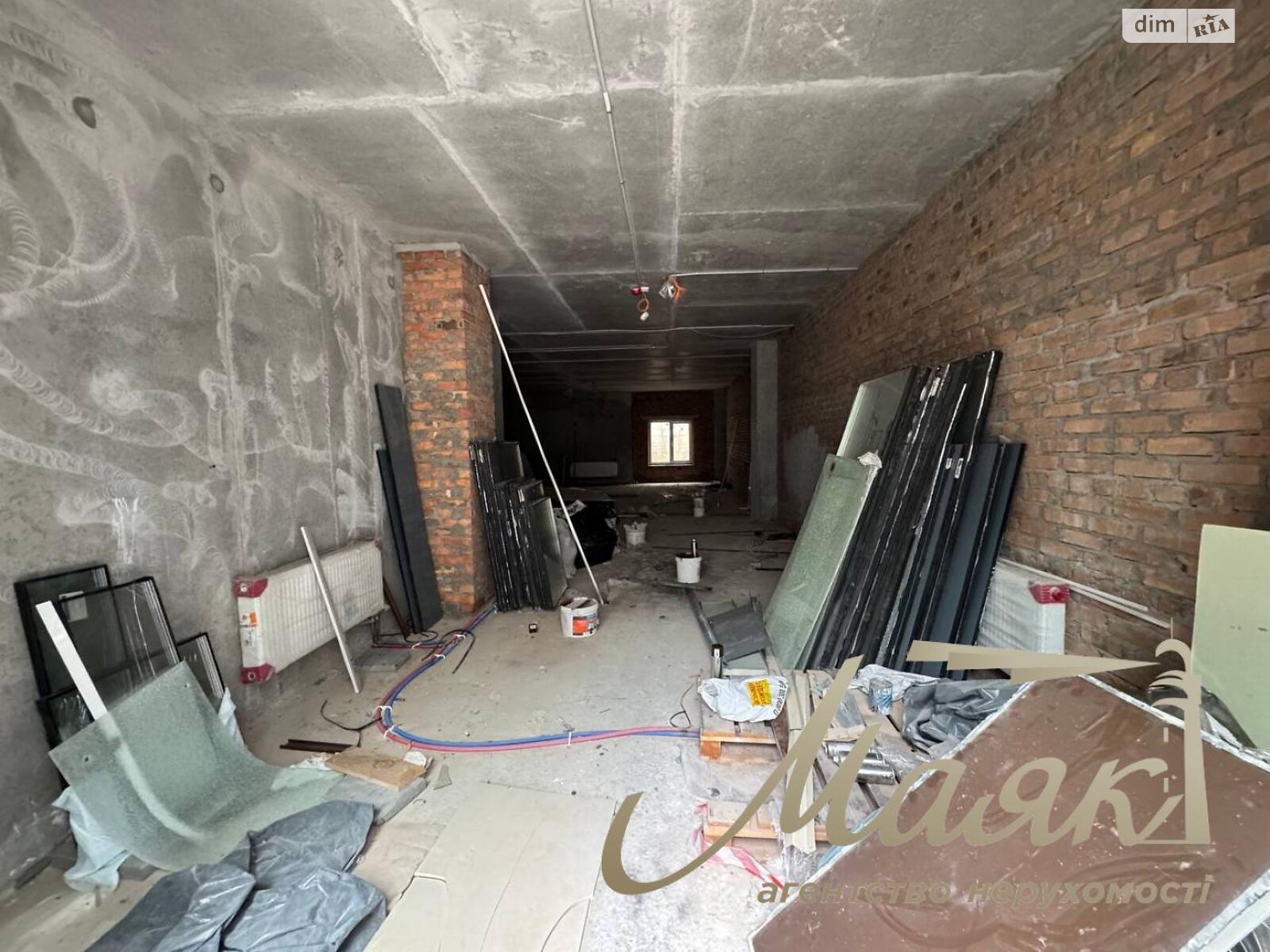 Комерційне приміщення в Києві, продаж по Саперне Поле вулиця 3, район Саперне Поле, ціна: 350 000 доларів за об’єкт фото 1 Комерційне приміщення в Києві, продаж по Саперне Поле вулиця 3, район Саперне Поле, ціна: 350 000 доларів за об’єкт фото 1