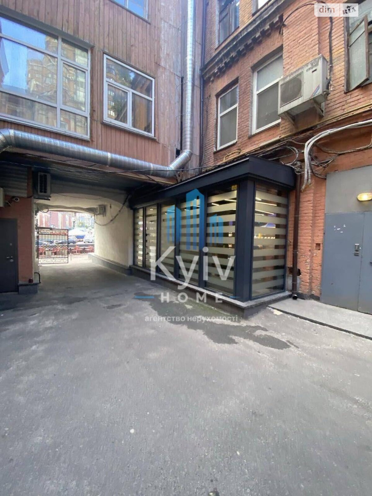 Коммерческое помещение в Киеве, продажа по Бассейная улица 9, район Шевченковский, цена: 1 900 000 долларов за объект фото 1 Коммерческое помещение в Киеве, продажа по Бассейная улица 9, район Шевченковский, цена: 1 900 000 долларов за объект фото 1