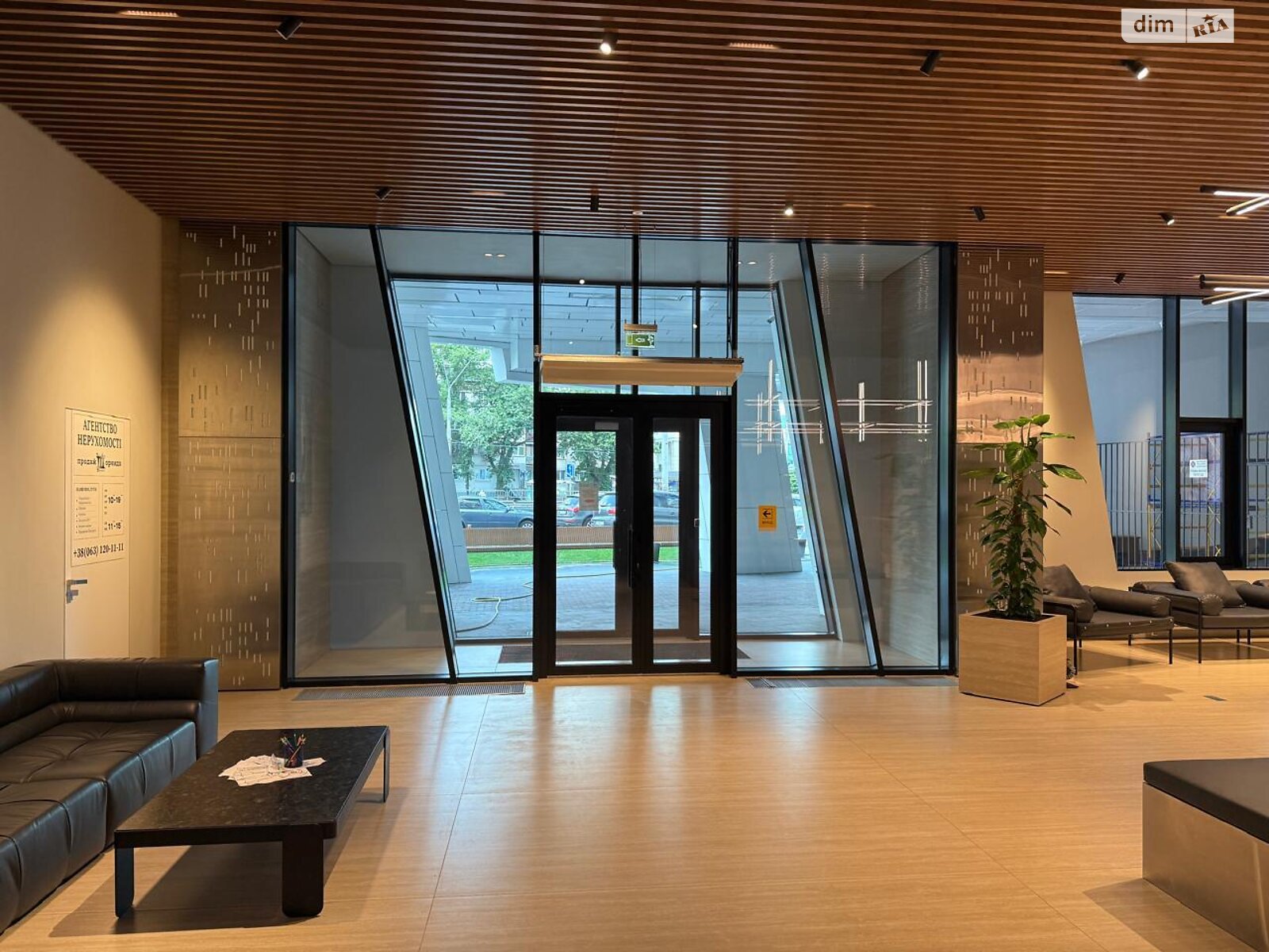 Коммерческое помещение в Киеве, продажа по Берестейский (Победы) проспект 11 корпус 2, район Шевченковский, цена: 295 000 долларов за объект фото 1 Коммерческое помещение в Киеве, продажа по Берестейский (Победы) проспект 11 корпус 2, район Шевченковский, цена: 295 000 долларов за объект фото 1