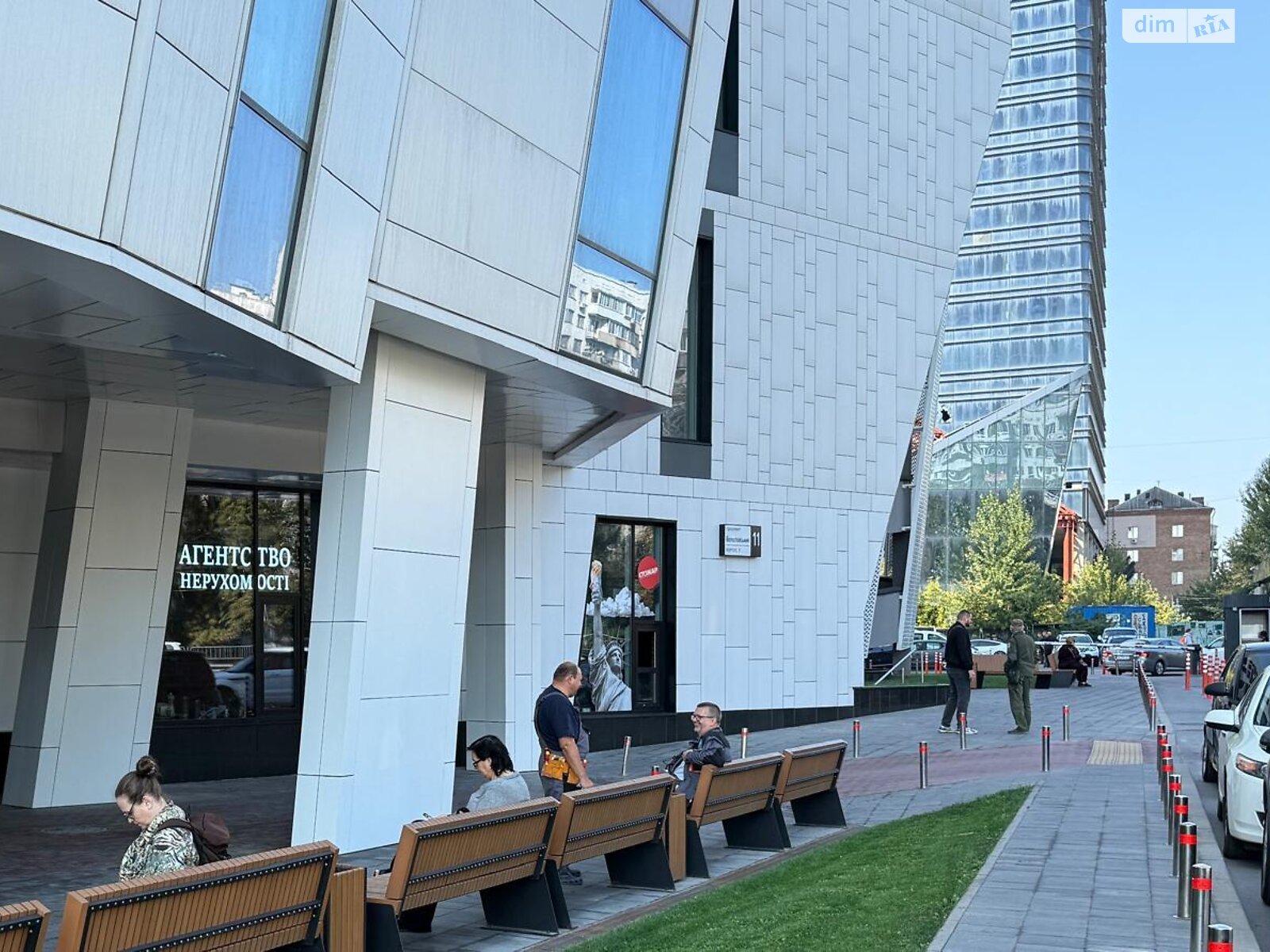 Комерційне приміщення в Києві, продаж по Берестейський (Перемоги) проспект 11Б, район Шевченківський, ціна: 1 080 960 доларів за об’єкт фото 1