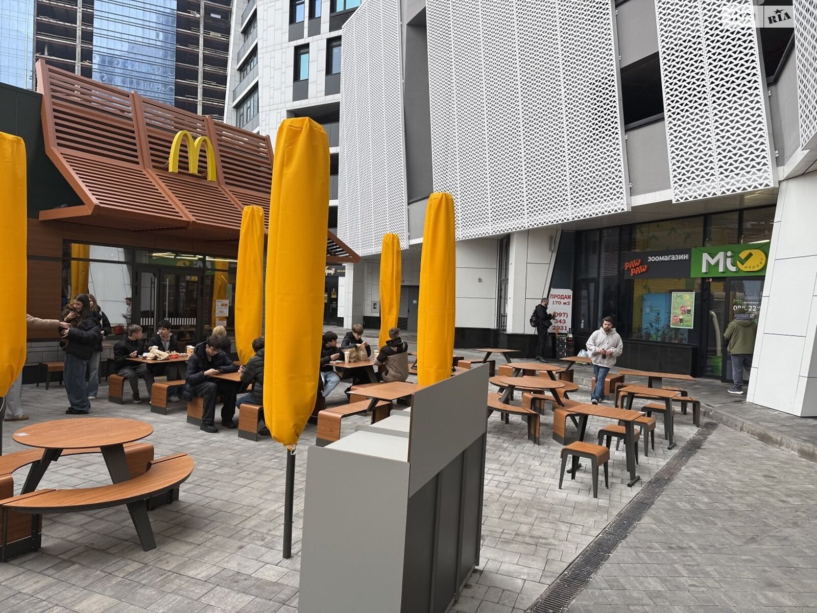 Комерційне приміщення в Києві, продаж по Берестейський (Перемоги) проспект 11Б, район Шевченківський, ціна: 1 080 960 доларів за об’єкт фото 1