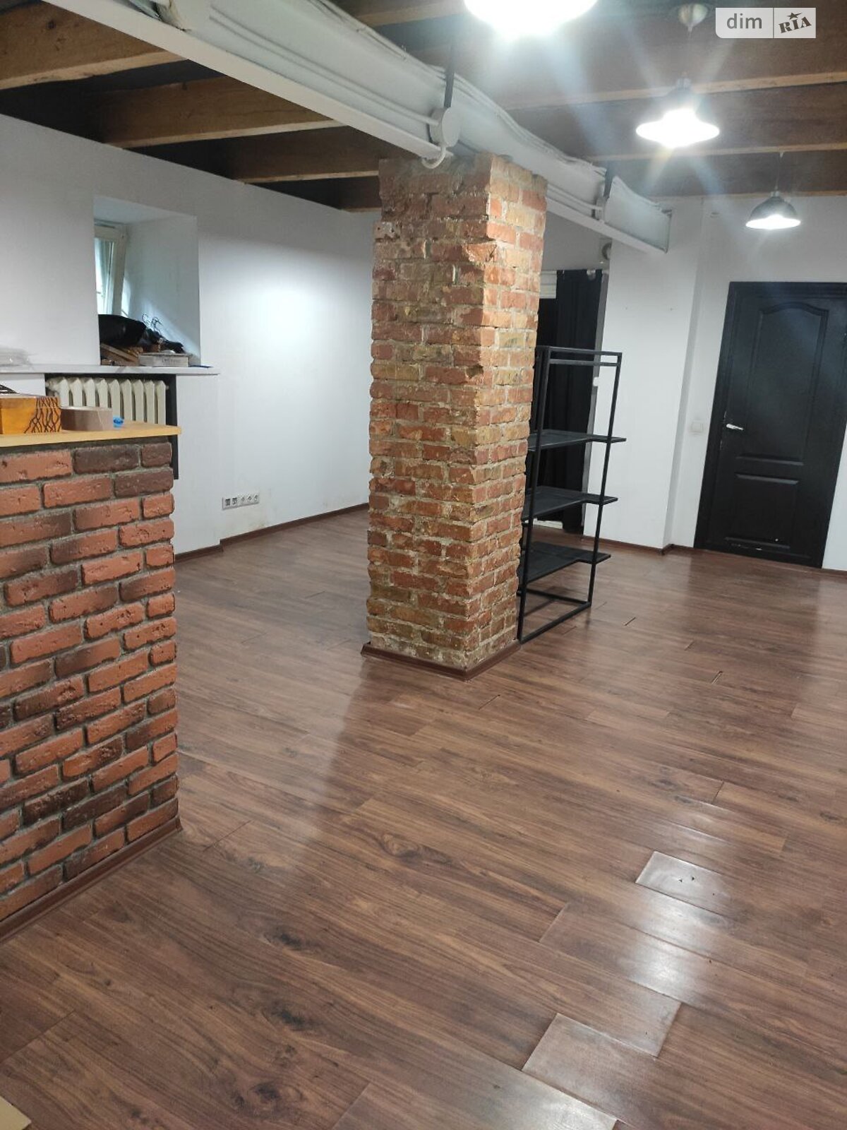 Коммерческое помещение в Киеве, продажа по Евгения Чикаленко (Пушкинская) улица, район Шевченковский, цена: 65 000 долларов за объект фото 1