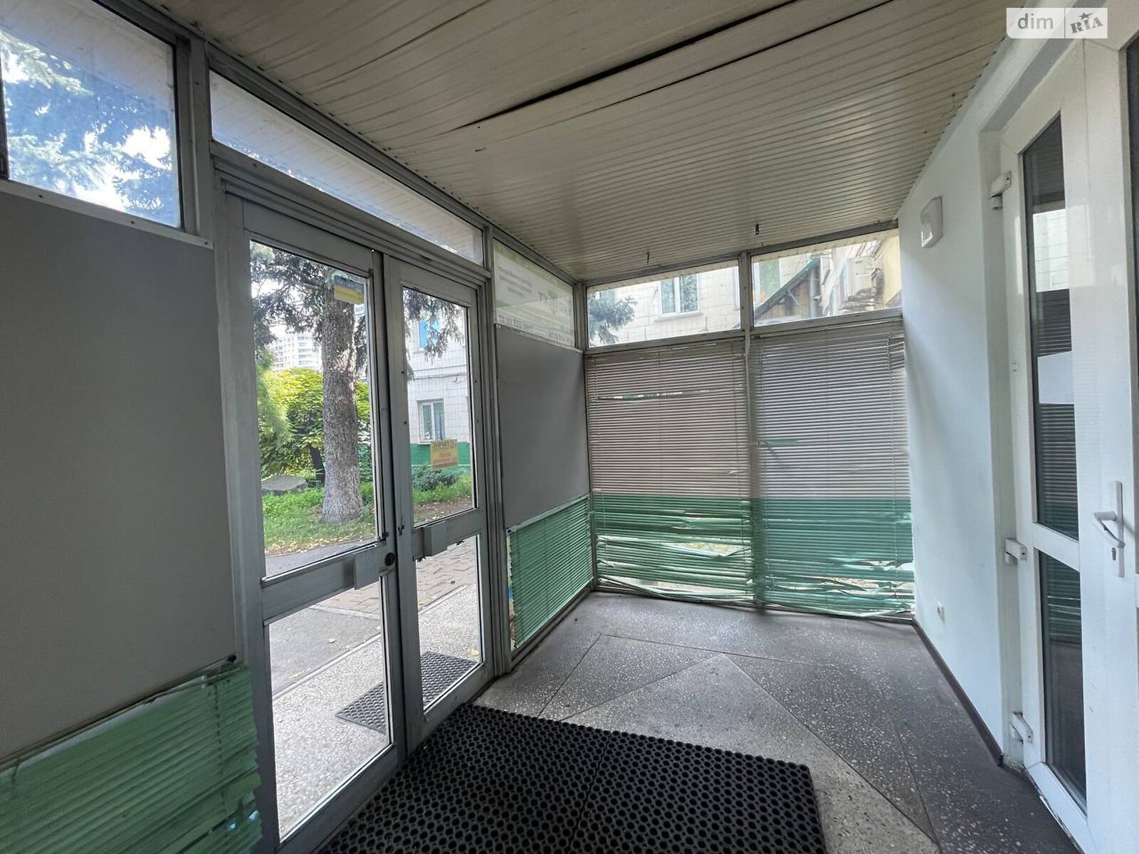 Комерційне приміщення в Києві, продаж по Гетьмана Павла Скоропадського (Льва Толстого) вулиця 63, район Шевченківський, ціна: 1 500 000 доларів за об’єкт фото 1