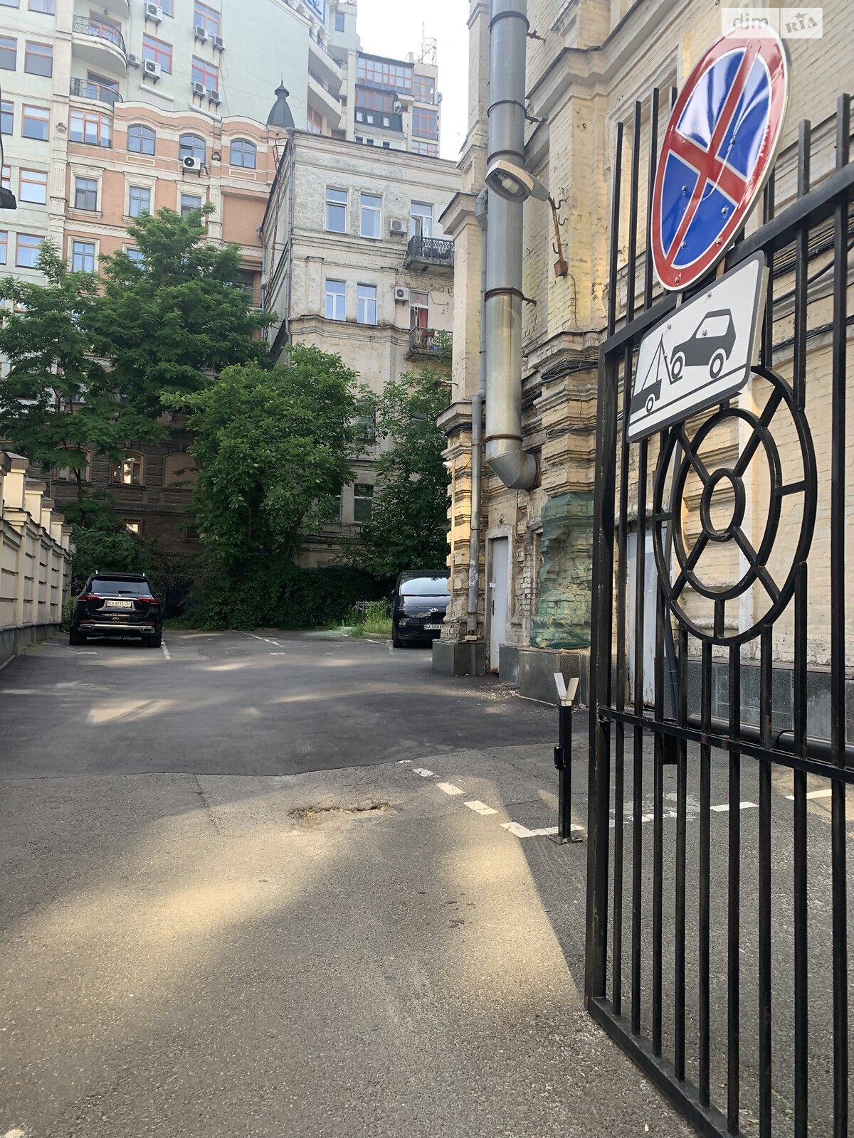 Коммерческое помещение в Киеве, продажа по Тараса Шевченко бульвар 9/28, район Шевченковский, цена: 145 000 долларов за объект фото 1 Коммерческое помещение в Киеве, продажа по Тараса Шевченко бульвар 9/28, район Шевченковский, цена: 145 000 долларов за объект фото 1