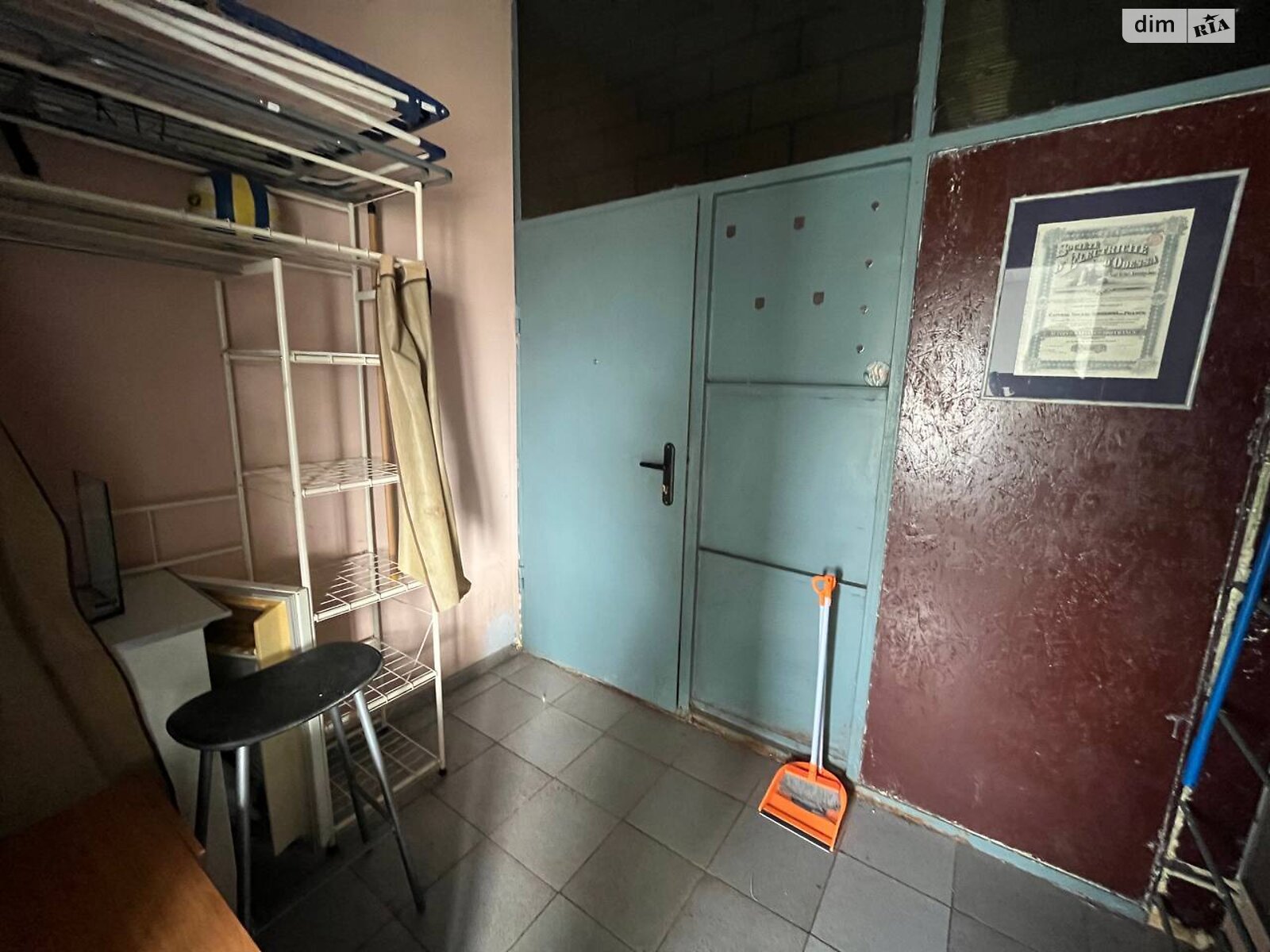 Коммерческое помещение в Киеве, продажа по Вячеслава Черновола (Косиора) улица 25, район Шевченковский, цена: 42 000 долларов за объект фото 1 Коммерческое помещение в Киеве, продажа по Вячеслава Черновола (Косиора) улица 25, район Шевченковский, цена: 42 000 долларов за объект фото 1
