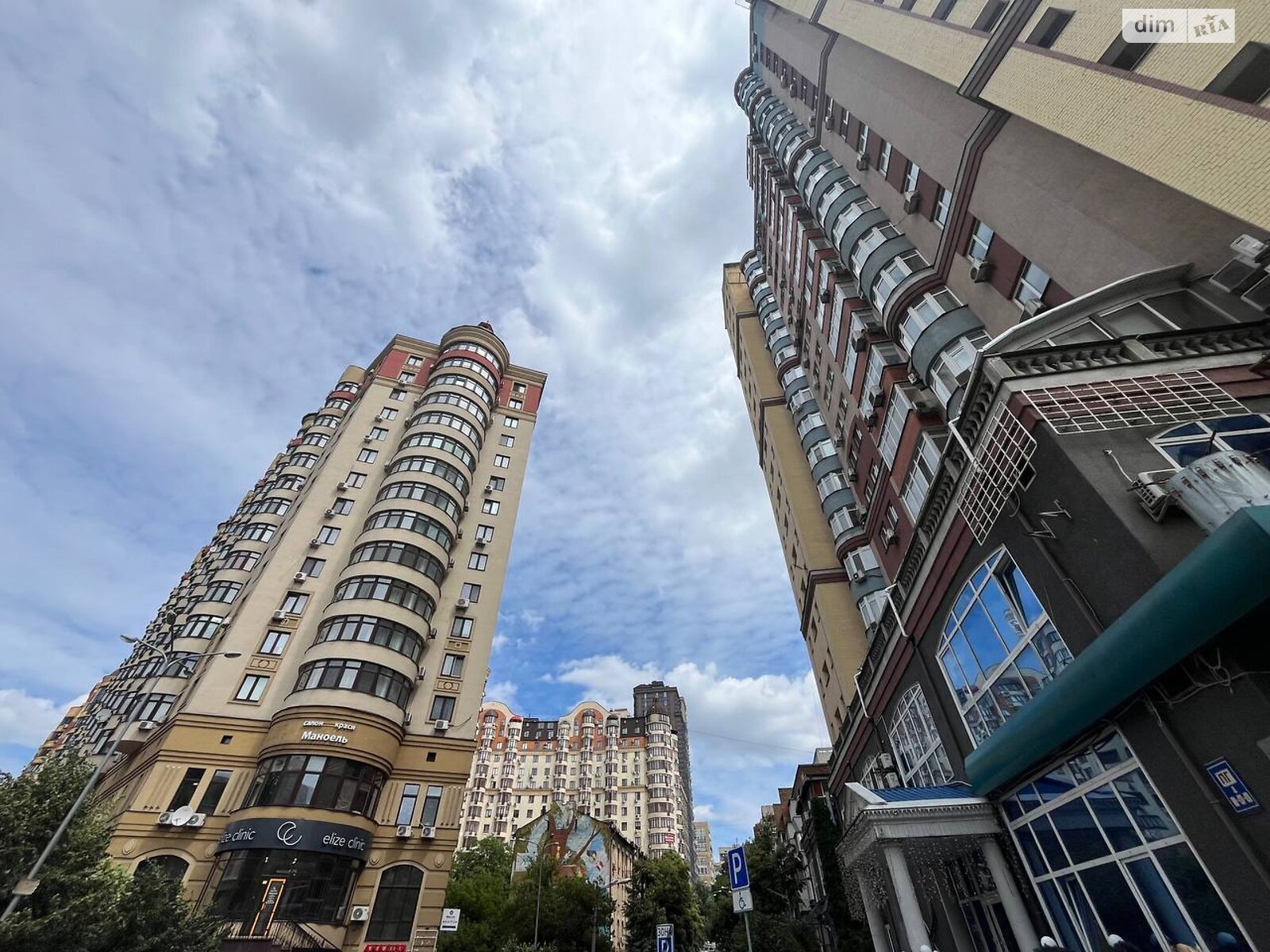 Коммерческое помещение в Киеве, продажа по Вячеслава Черновола (Косиора) улица 25, район Шевченковский, цена: 42 000 долларов за объект фото 1 Коммерческое помещение в Киеве, продажа по Вячеслава Черновола (Косиора) улица 25, район Шевченковский, цена: 42 000 долларов за объект фото 1