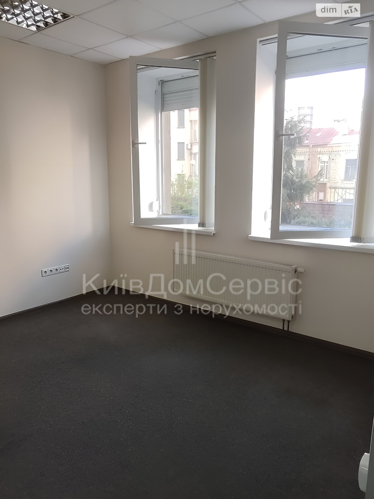 Комерційне приміщення в Києві, продаж по Дмитрівська вулиця 52Б, район Солдатська Слобідка, ціна: 249 000 доларів за об’єкт фото 1 Комерційне приміщення в Києві, продаж по Дмитрівська вулиця 52Б, район Солдатська Слобідка, ціна: 249 000 доларів за об’єкт фото 1