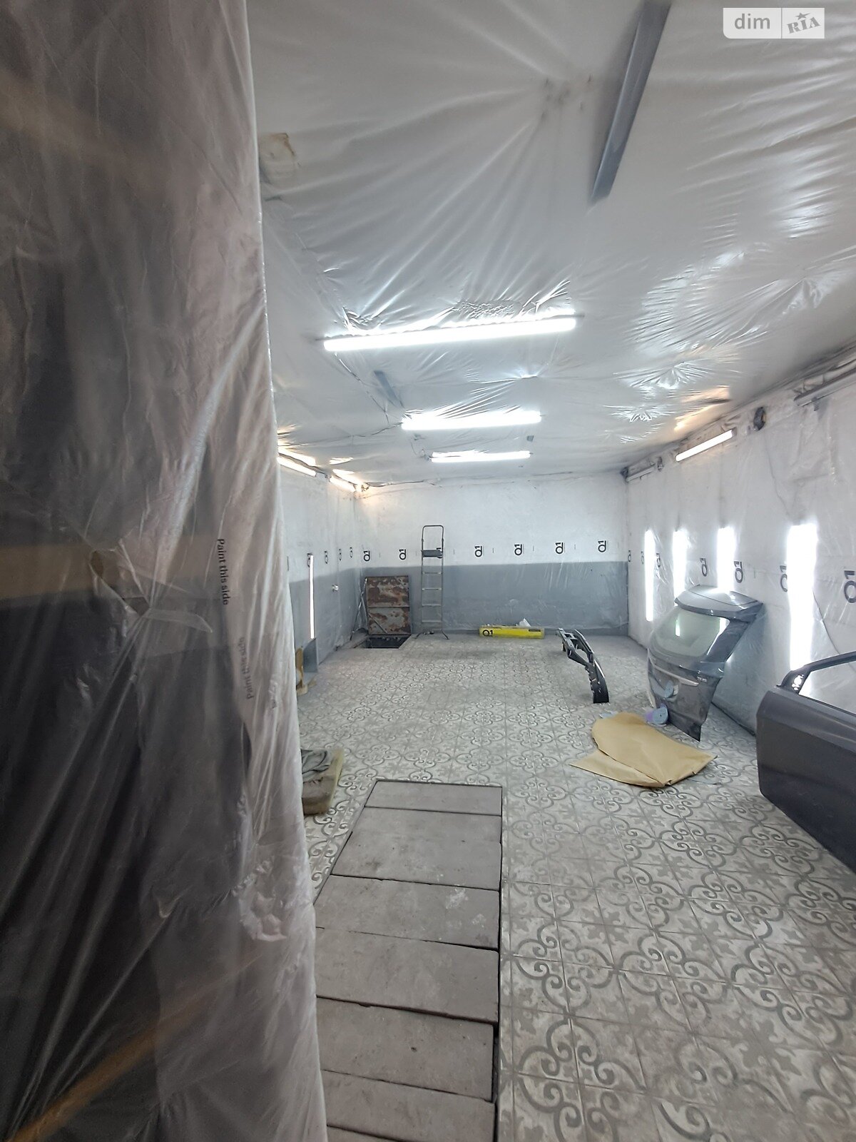 Коммерческое помещение в Киеве, продажа по Федора Эрнста улица, район Соломенский, цена: 55 000 долларов за объект фото 1 Коммерческое помещение в Киеве, продажа по Федора Эрнста улица, район Соломенский, цена: 55 000 долларов за объект фото 1