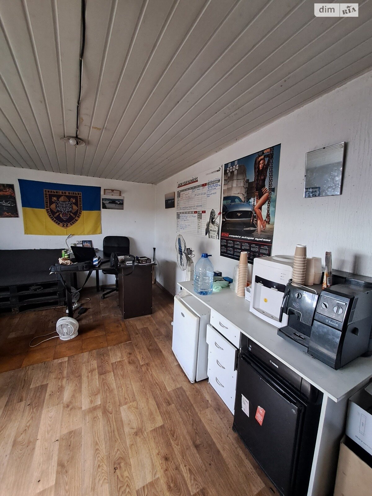 Коммерческое помещение в Киеве, продажа по Федора Эрнста улица, район Соломенский, цена: 50 000 долларов за объект фото 1 Коммерческое помещение в Киеве, продажа по Федора Эрнста улица, район Соломенский, цена: 50 000 долларов за объект фото 1