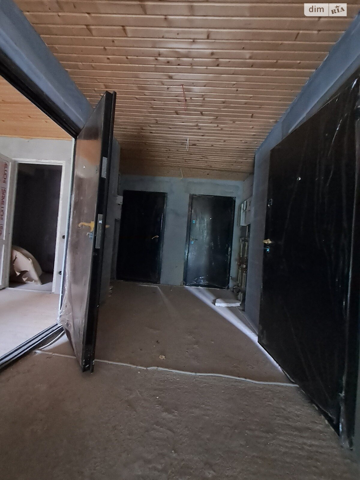 Коммерческое помещение в Киеве, продажа по Козелецкая улица 2, район Соломенский, цена: 190 000 долларов за объект фото 1 Коммерческое помещение в Киеве, продажа по Козелецкая улица 2, район Соломенский, цена: 190 000 долларов за объект фото 1