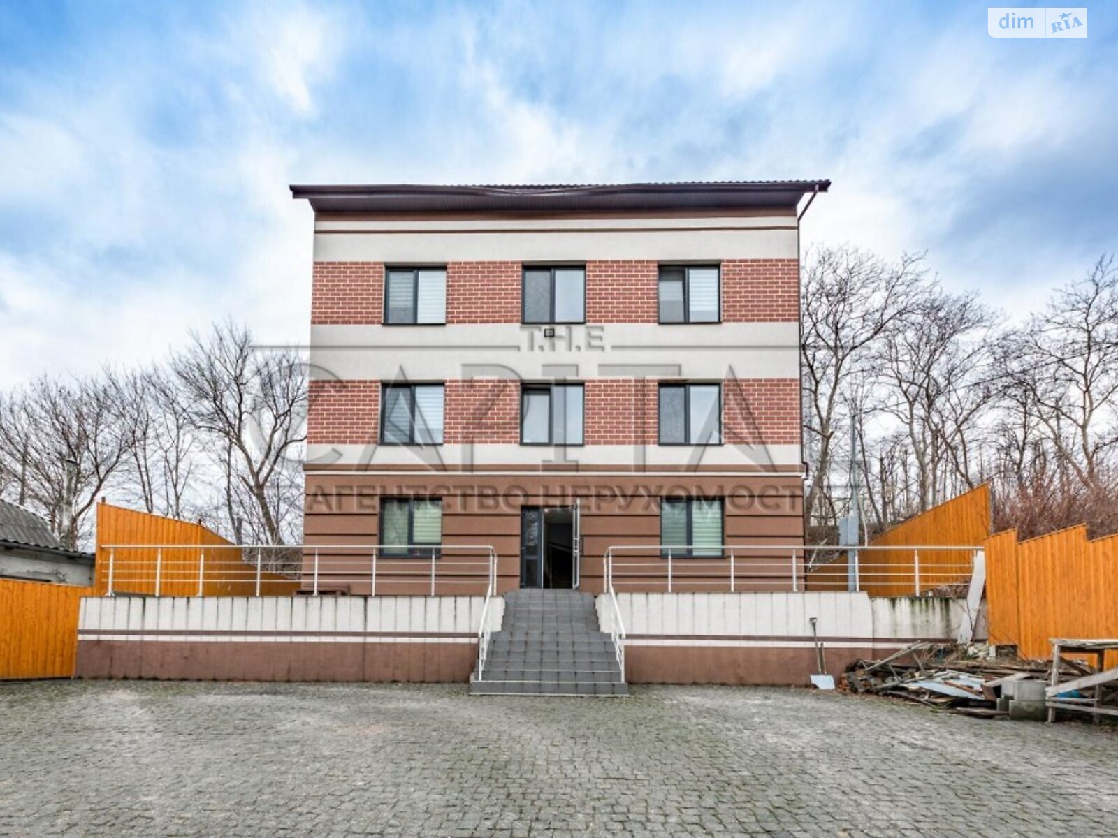 Комерційне приміщення в Києві, продаж по Луганська вулиця, район Солом’янський, ціна: 345 000 доларів за об’єкт фото 1 Комерційне приміщення в Києві, продаж по Луганська вулиця, район Солом’янський, ціна: 345 000 доларів за об’єкт фото 1