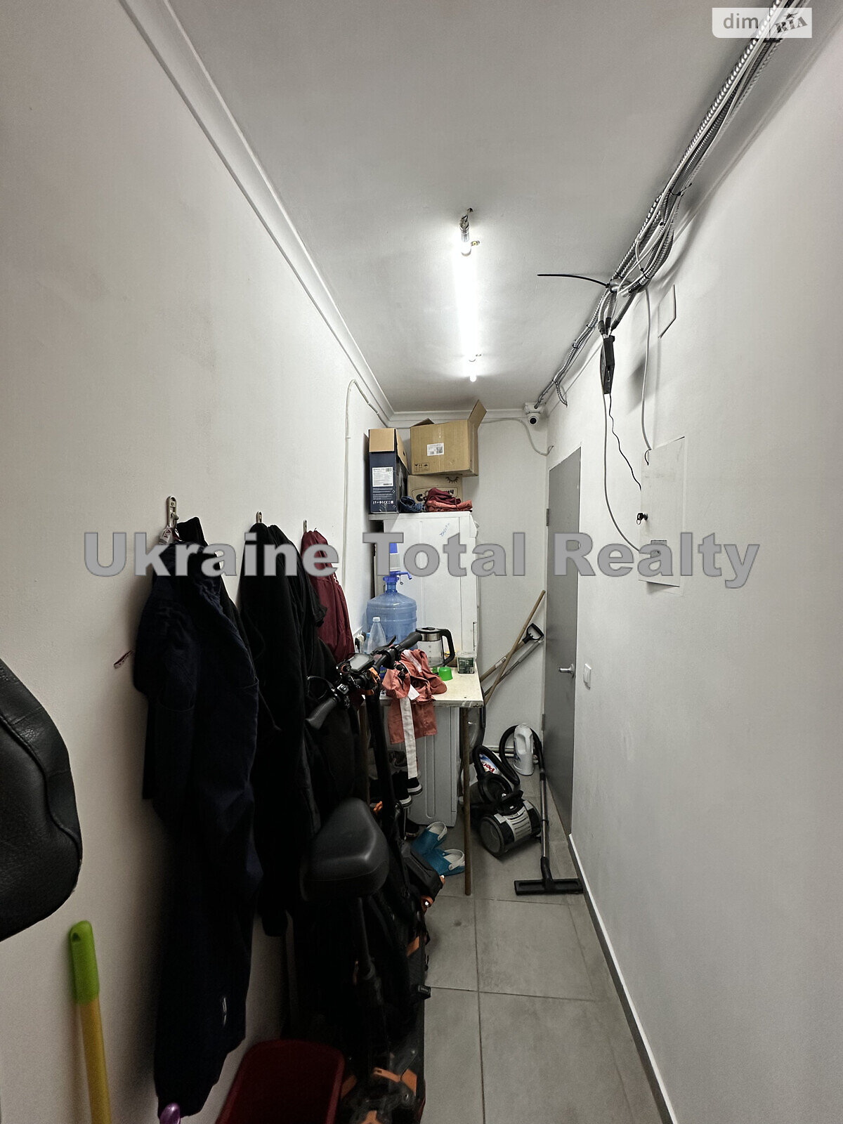 Коммерческое помещение в Киеве, продажа по Стадионная улица 21/1, район Соломянка, цена: 77 000 долларов за объект фото 1 Коммерческое помещение в Киеве, продажа по Стадионная улица 21/1, район Соломянка, цена: 77 000 долларов за объект фото 1