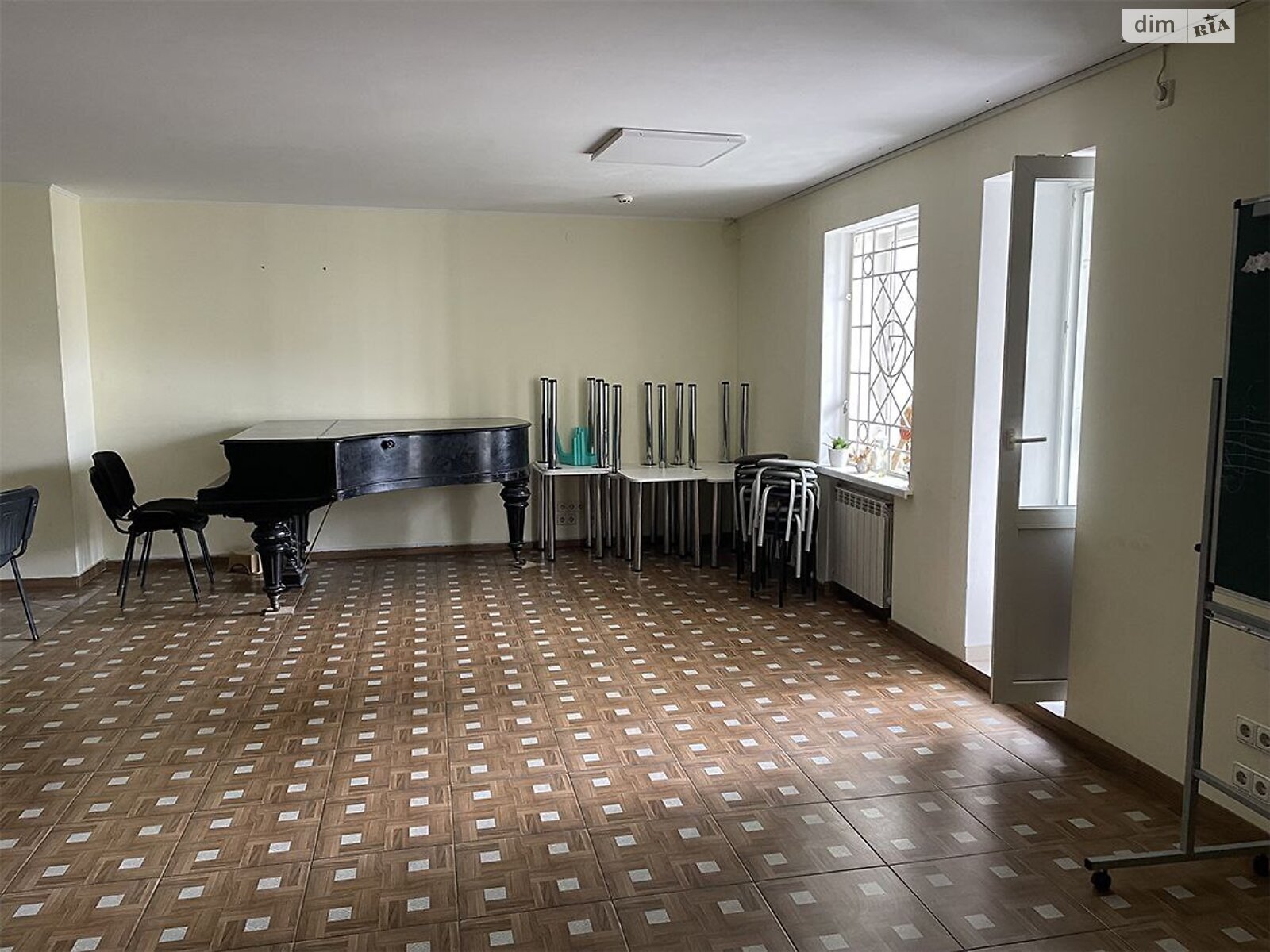 Коммерческое помещение в Киеве, продажа по Георгия Тороповского (Ивана Дубового) улица 43, район Соцгород, цена: 730 000 долларов за объект фото 1 Коммерческое помещение в Киеве, продажа по Георгия Тороповского (Ивана Дубового) улица 43, район Соцгород, цена: 730 000 долларов за объект фото 1