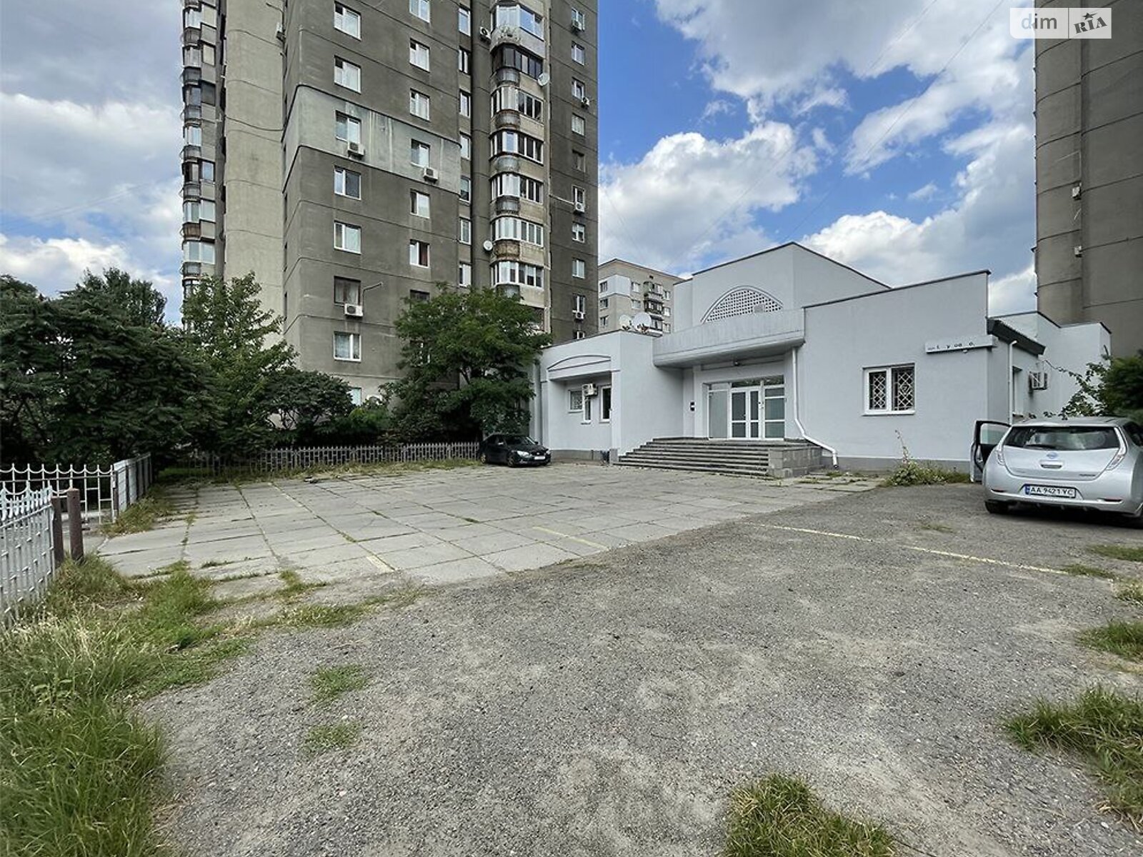 Коммерческое помещение в Киеве, продажа по Георгия Тороповского (Ивана Дубового) улица 43, район Соцгород, цена: 730 000 долларов за объект фото 1 Коммерческое помещение в Киеве, продажа по Георгия Тороповского (Ивана Дубового) улица 43, район Соцгород, цена: 730 000 долларов за объект фото 1