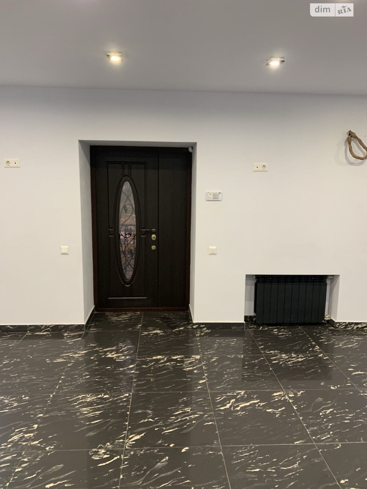 Комерційне приміщення в Києві, продаж по Григорія Чупринки (Чудновського) вулиця 8, район Соцмісто, ціна: 120 000 доларів за об’єкт фото 1 Комерційне приміщення в Києві, продаж по Григорія Чупринки (Чудновського) вулиця 8, район Соцмісто, ціна: 120 000 доларів за об’єкт фото 1