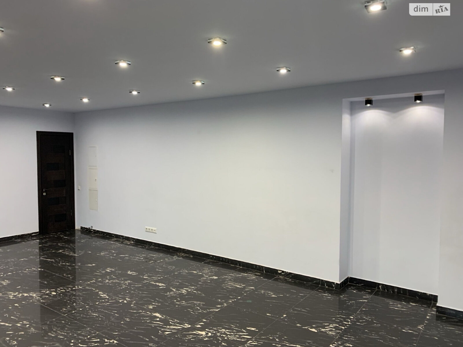 Комерційне приміщення в Києві, продаж по Григорія Чупринки (Чудновського) вулиця 8, район Соцмісто, ціна: 120 000 доларів за об’єкт фото 1 Комерційне приміщення в Києві, продаж по Григорія Чупринки (Чудновського) вулиця 8, район Соцмісто, ціна: 120 000 доларів за об’єкт фото 1