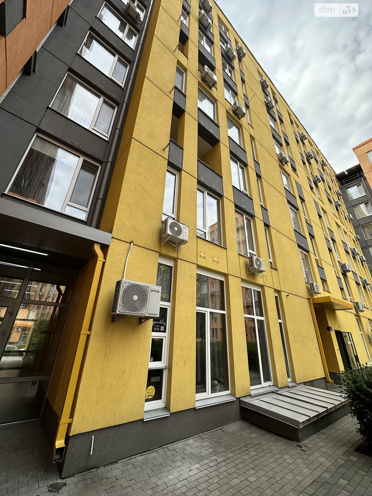 Коммерческое помещение в Киеве, продажа по Мартовская улица 12, район Соцгород, цена: 219 999 долларов за объект фото 1 Коммерческое помещение в Киеве, продажа по Мартовская улица 12, район Соцгород, цена: 219 999 долларов за объект фото 1