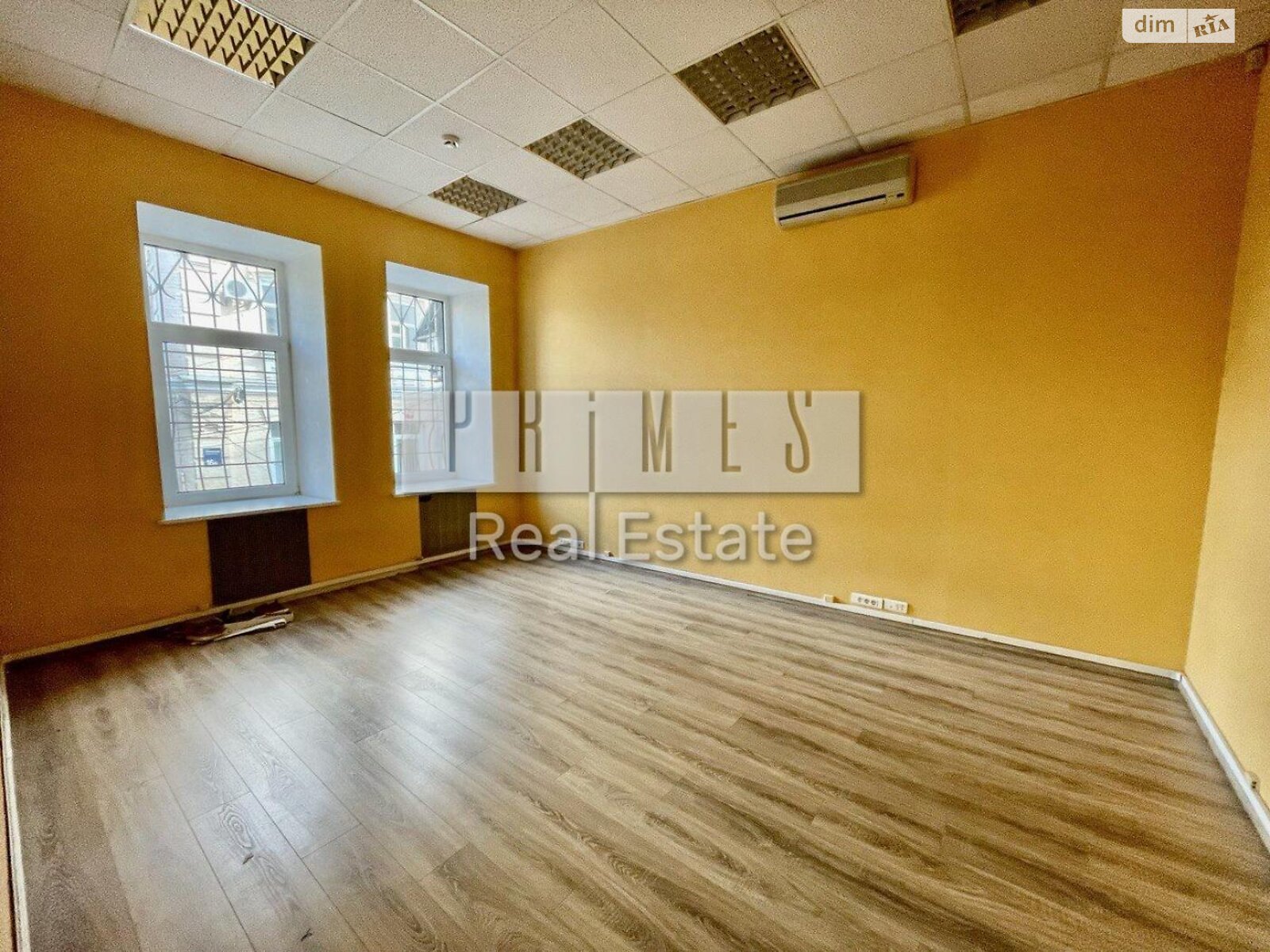 Коммерческое помещение в Киеве, продажа по Михайловская улица 12, район Старый Киев, цена: 4 443 000 долларов за объект фото 1