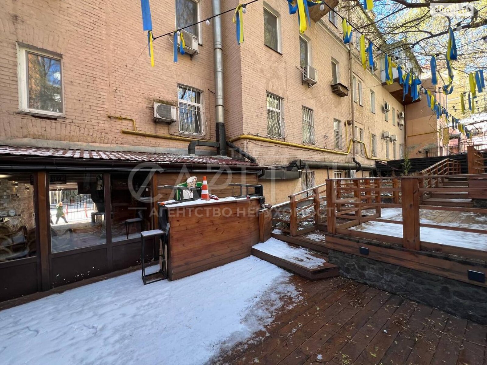 Коммерческое помещение в Киеве, продажа по Софиевская улица, район Старый Киев, цена: 699 000 долларов за объект фото 1