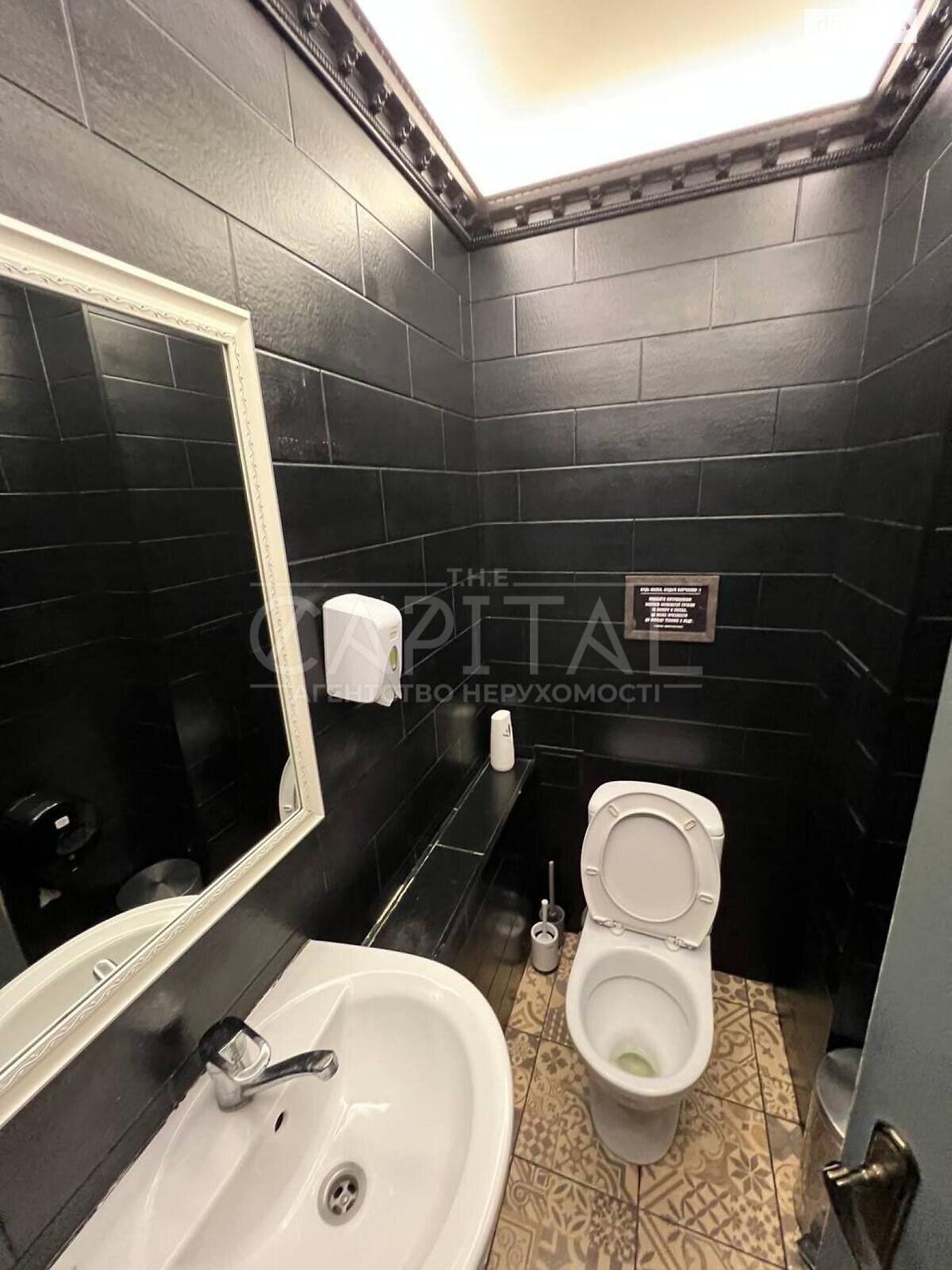 Коммерческое помещение в Киеве, продажа по Софиевская улица, район Старый Киев, цена: 699 000 долларов за объект фото 1