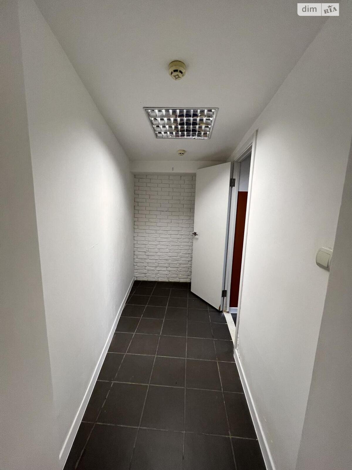 Коммерческое помещение в Киеве, продажа по Софиевская улица 25Б, район Старый Киев, цена: 280 000 долларов за объект фото 1