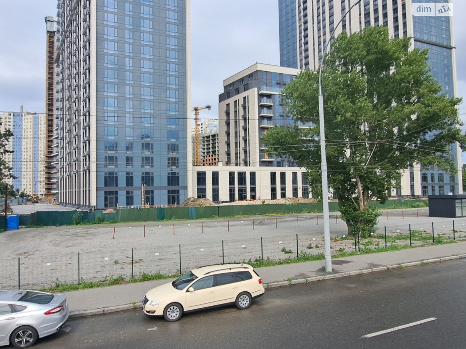 Комерційне приміщення в Києві, продаж по Академіка Заболотного вулиця 1А, район Теремки-2, ціна: 231 000 доларів за об’єкт фото 1 Комерційне приміщення в Києві, продаж по Академіка Заболотного вулиця 1А, район Теремки-2, ціна: 231 000 доларів за об’єкт фото 1