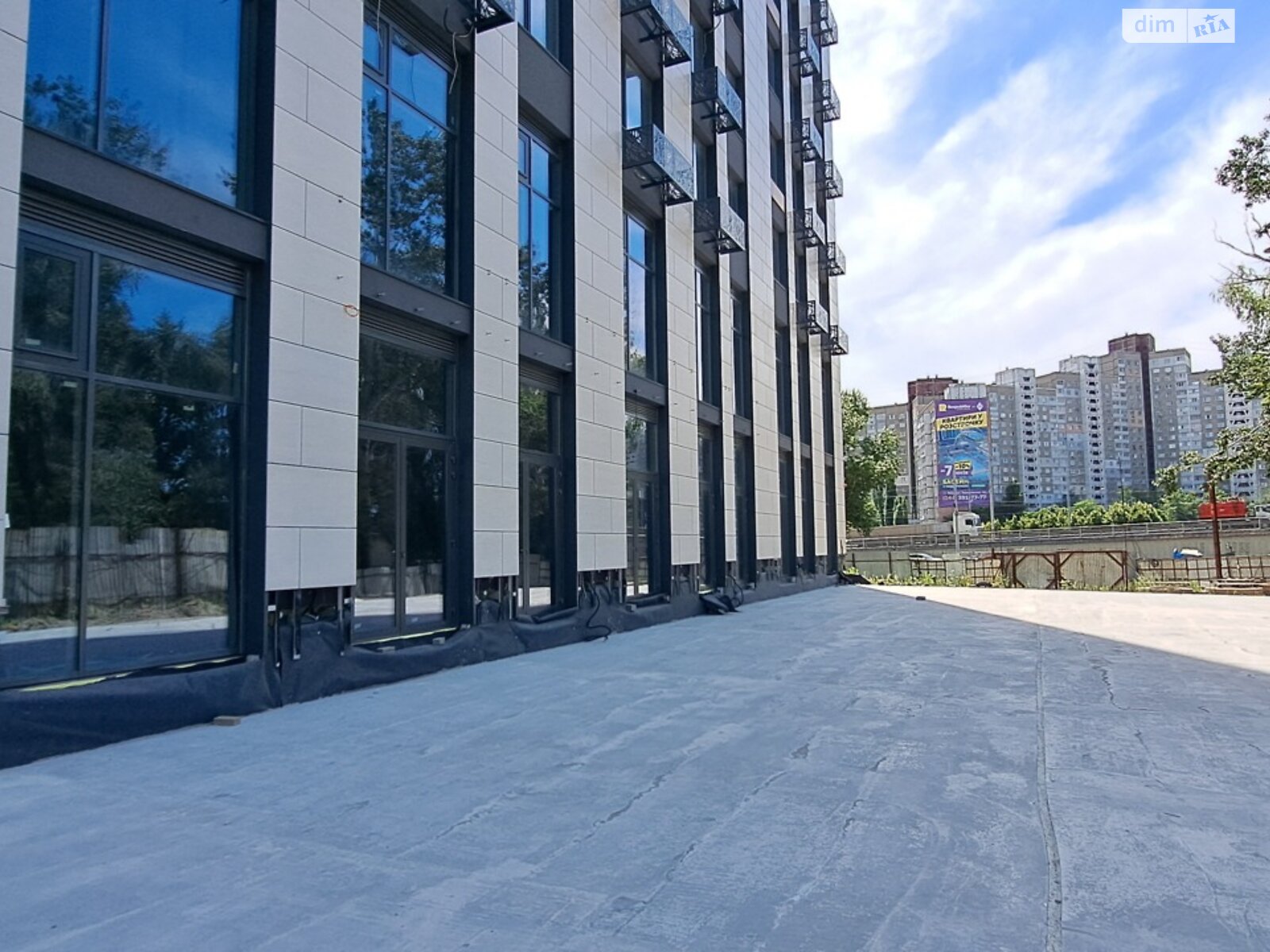 Коммерческое помещение в Киеве, продажа по Академика Заболотного улица 1Б, район Теремки-2, цена: 172 700 долларов за объект фото 1 Коммерческое помещение в Киеве, продажа по Академика Заболотного улица 1Б, район Теремки-2, цена: 172 700 долларов за объект фото 1